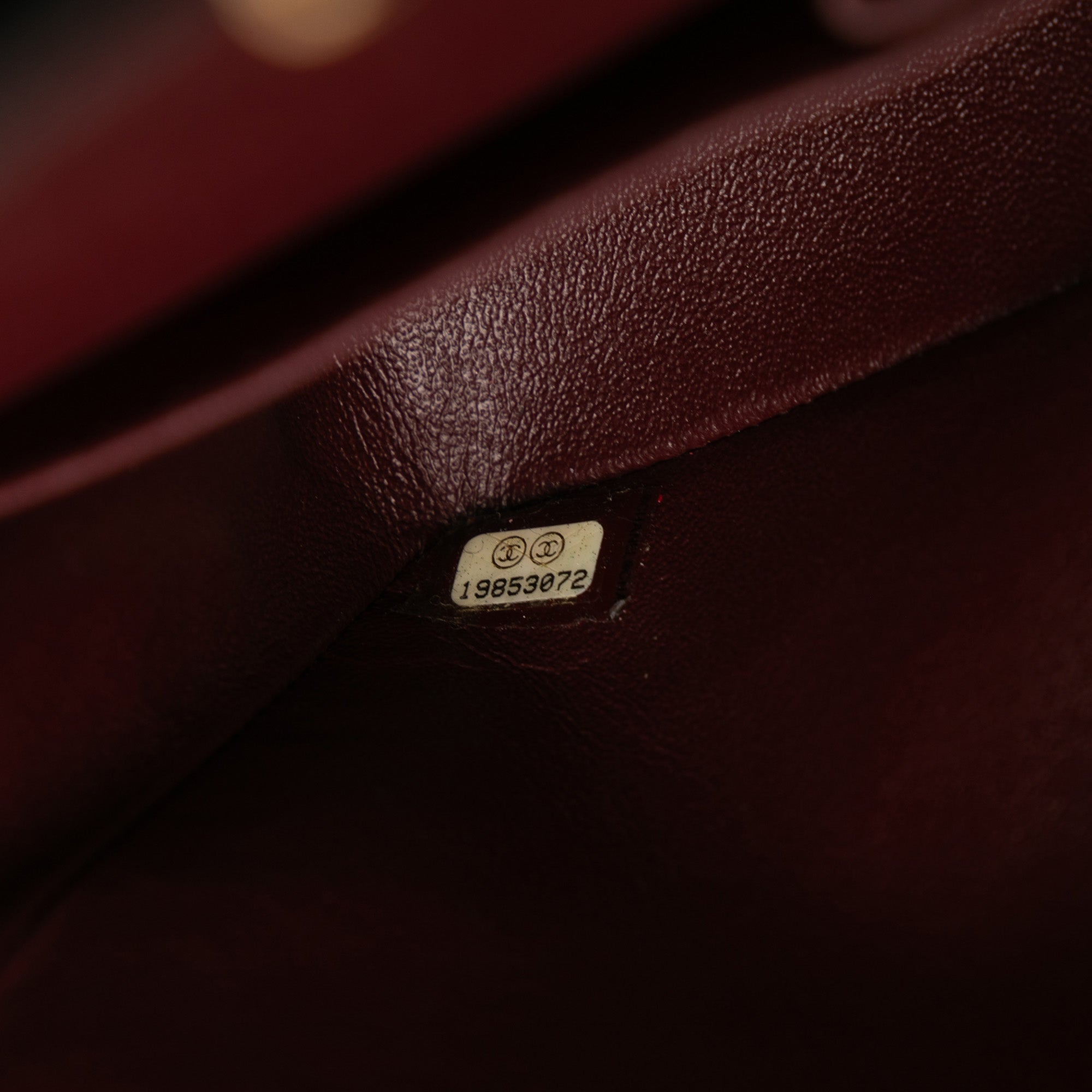 Medium Classic Caviar Double Flap