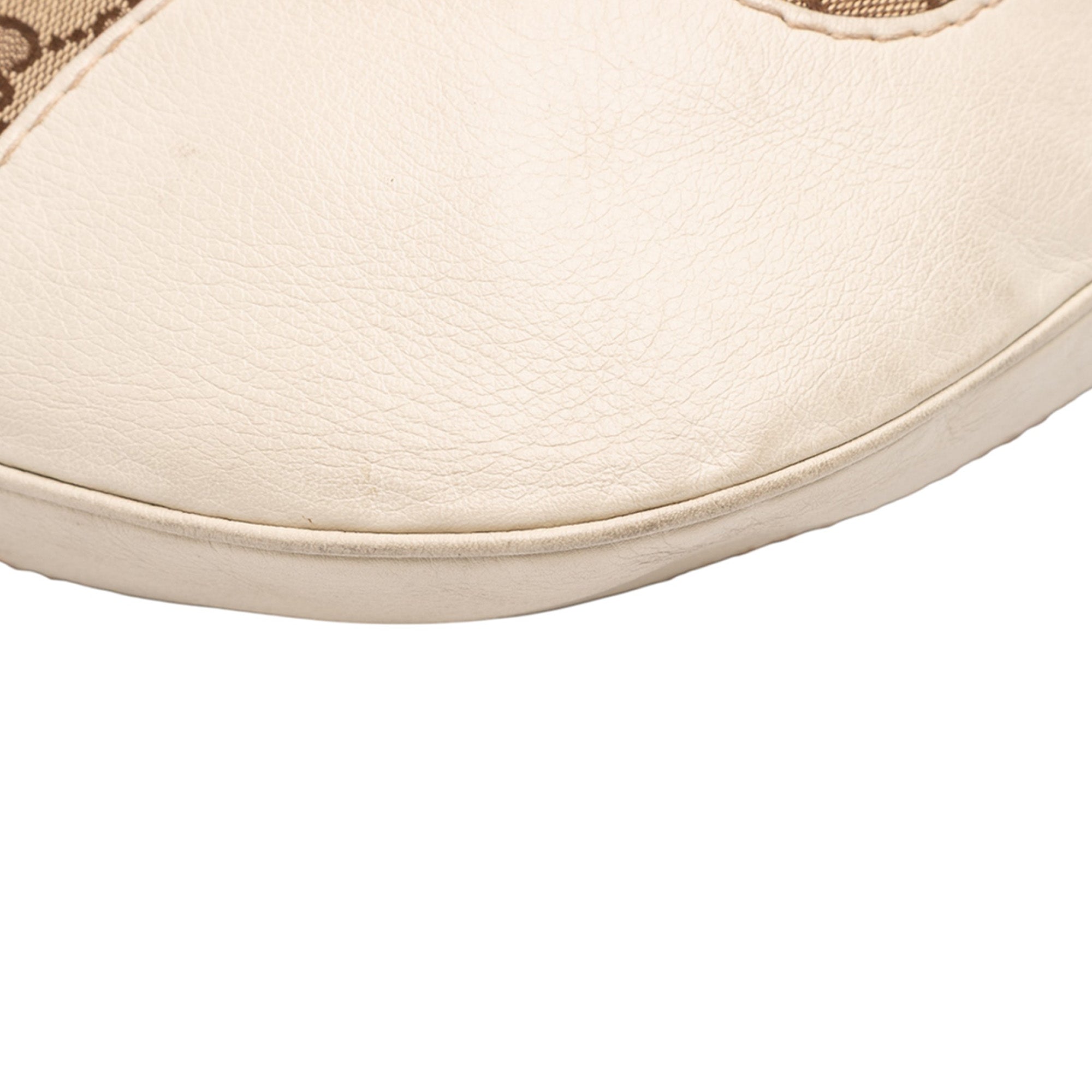 GG Canvas Charlotte Hobo