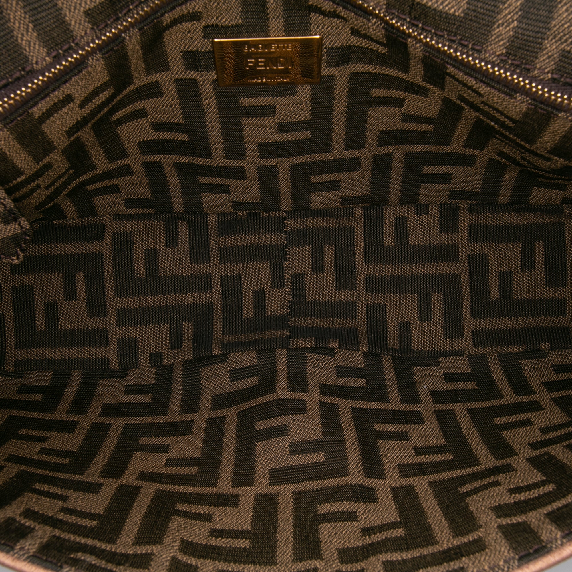 Zucca Canvas Paisley Embroidery Baguette Satchel