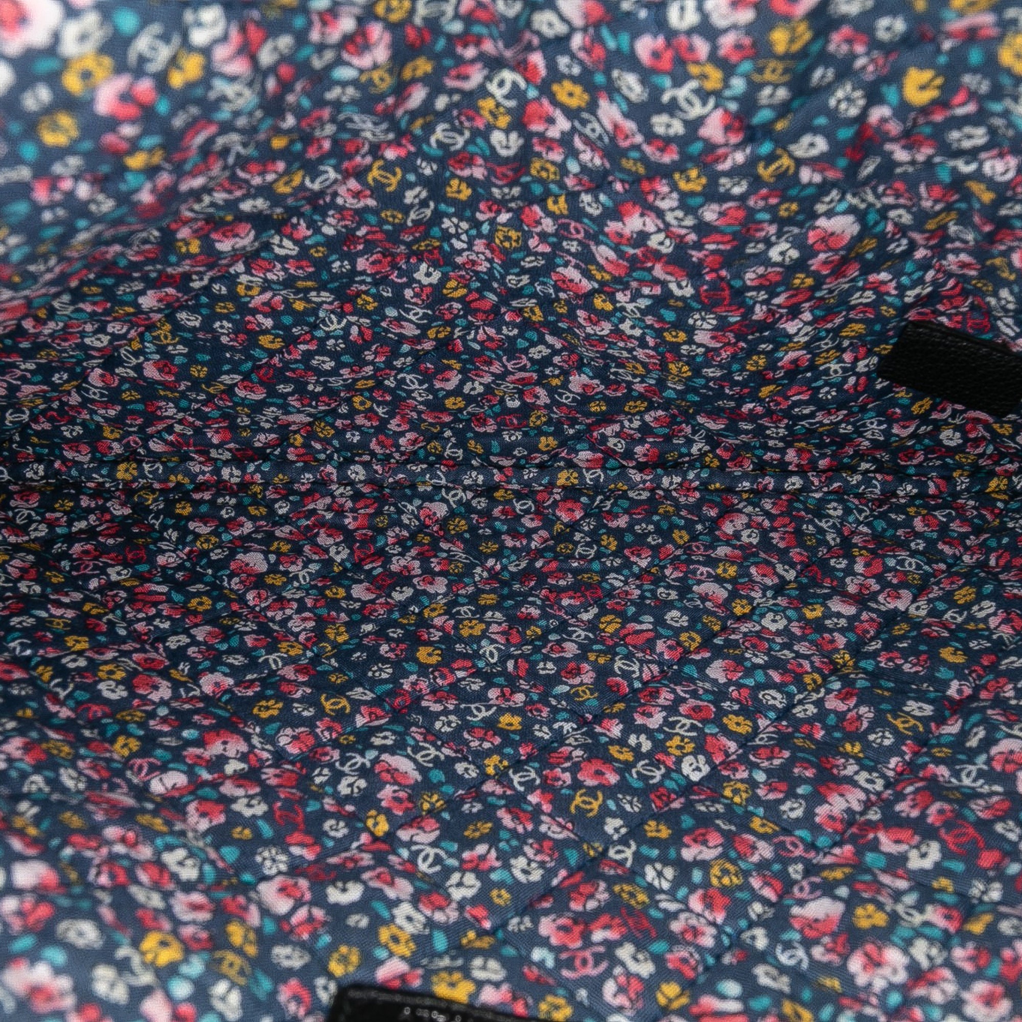 Medium Caviar Lucky Clover O Case Clutch