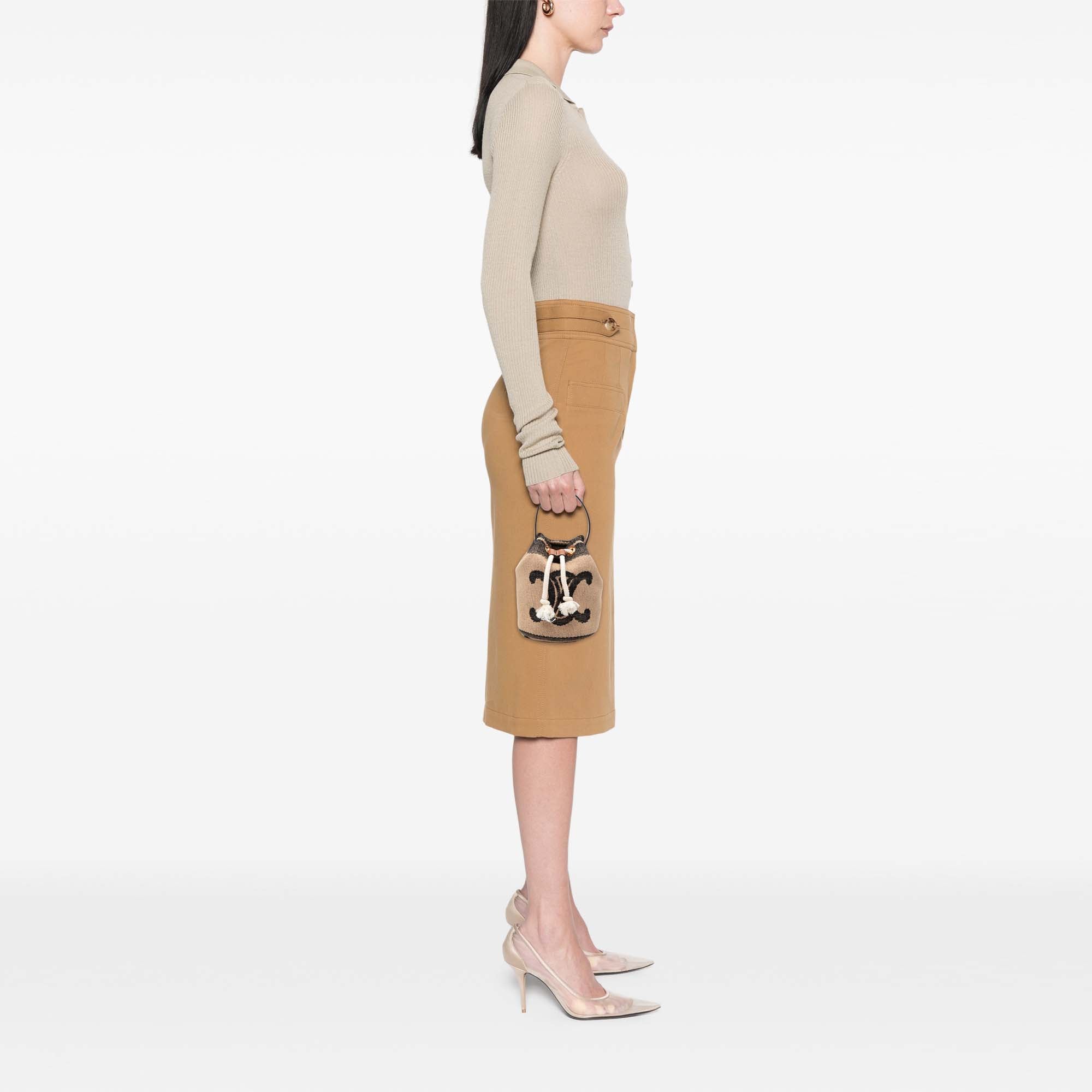 Small Triomphe Raffia Drawstring Bucket Bag