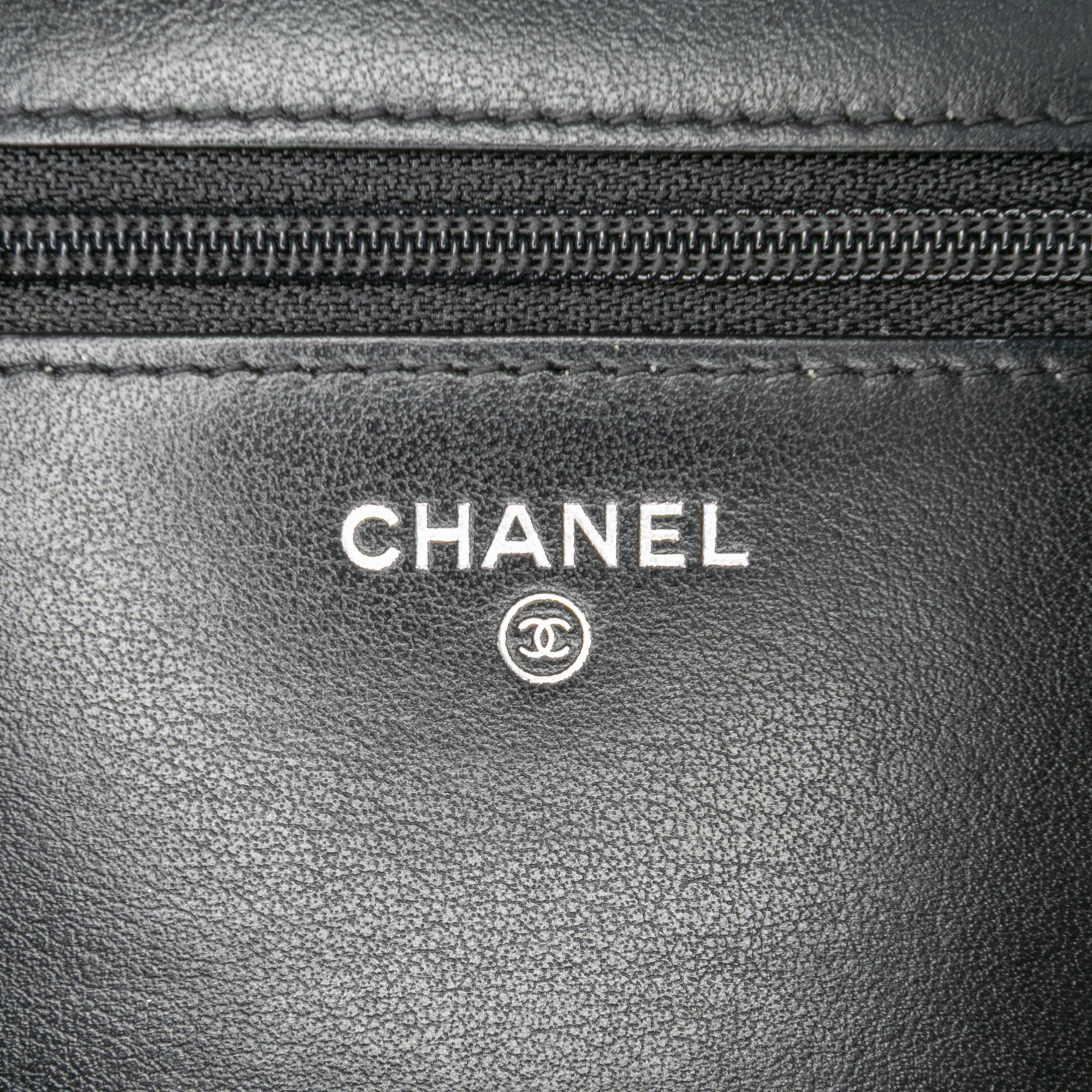 Chevron Aged Calfskin Gabrielle Wallet On Chain