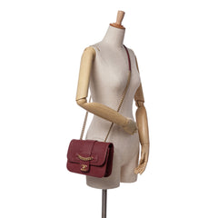 Medium Quilted Sheepskin Front Chain Flap