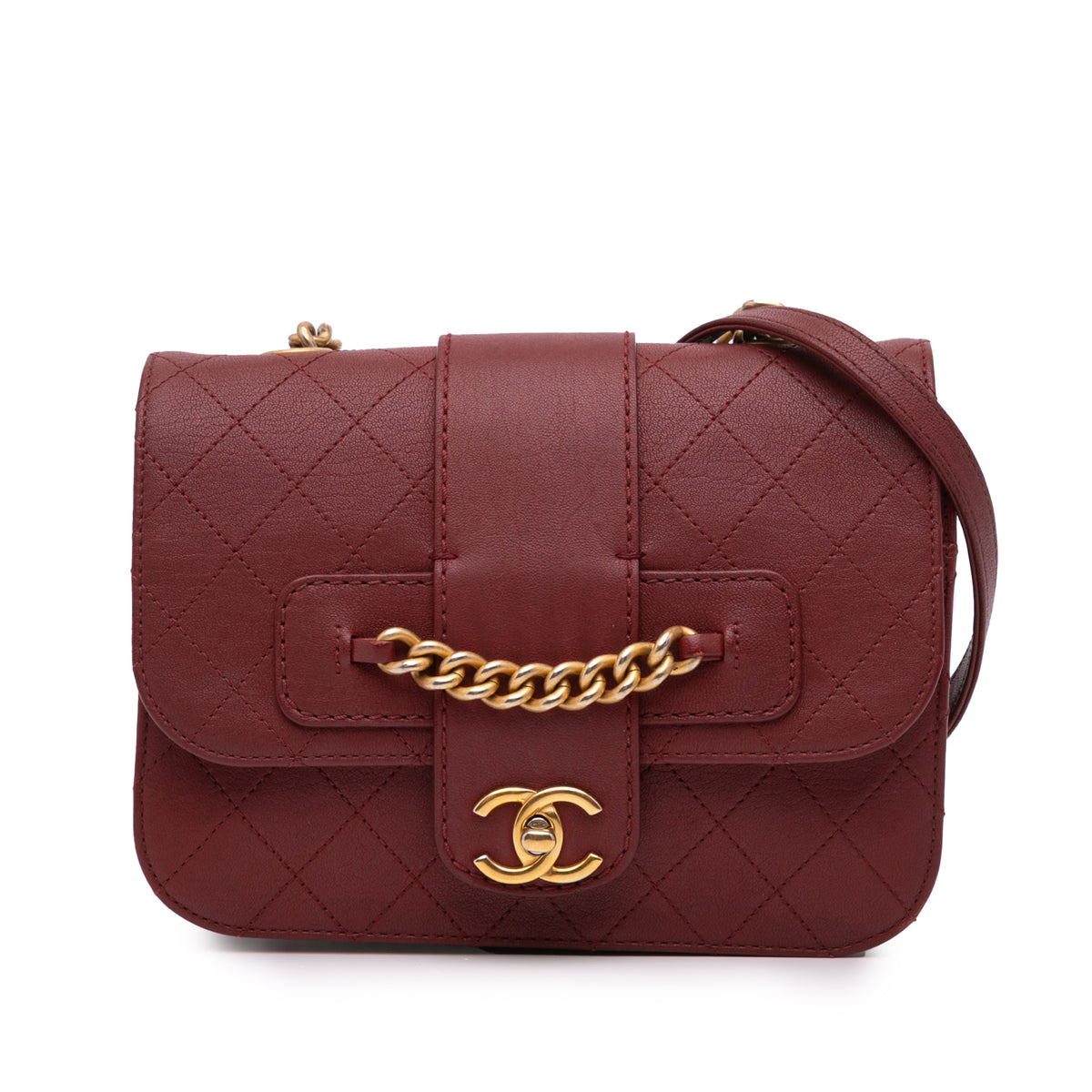 Medium Quilted Sheepskin Front Chain Flap
