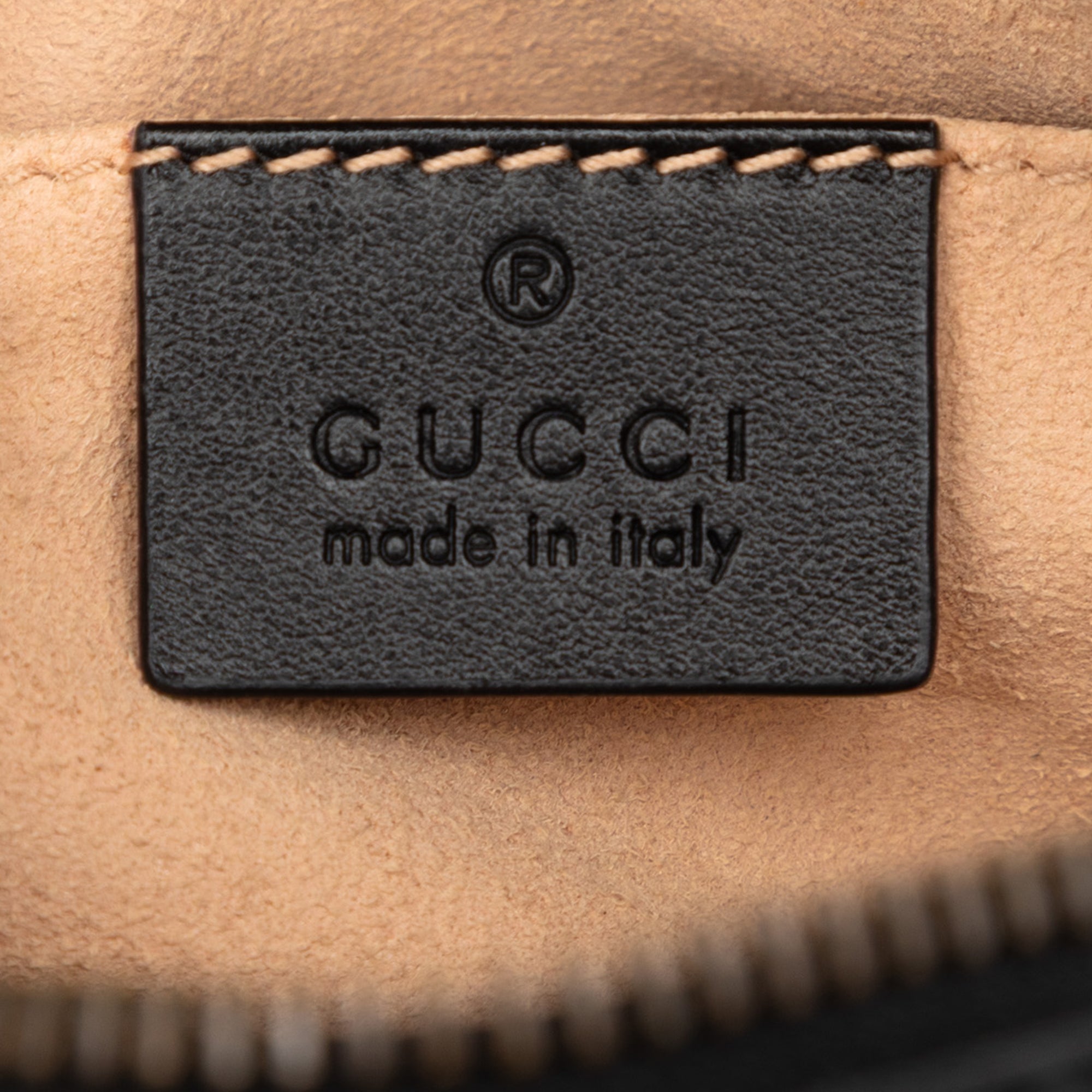 Mini GG Marmont Matelasse Leather Crossbody