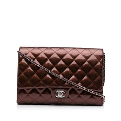 Quilted Patent Clutch With Chain_0