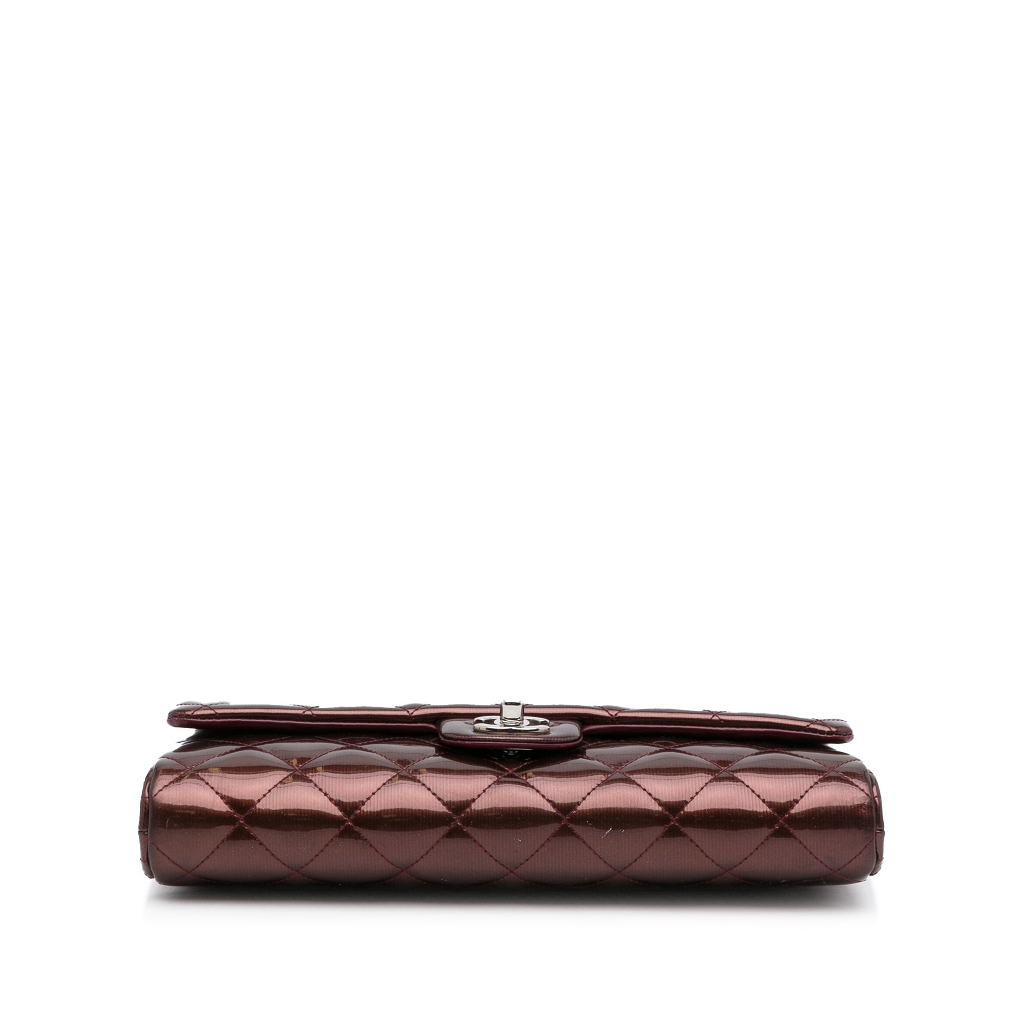 Quilted Patent Clutch With Chain_4