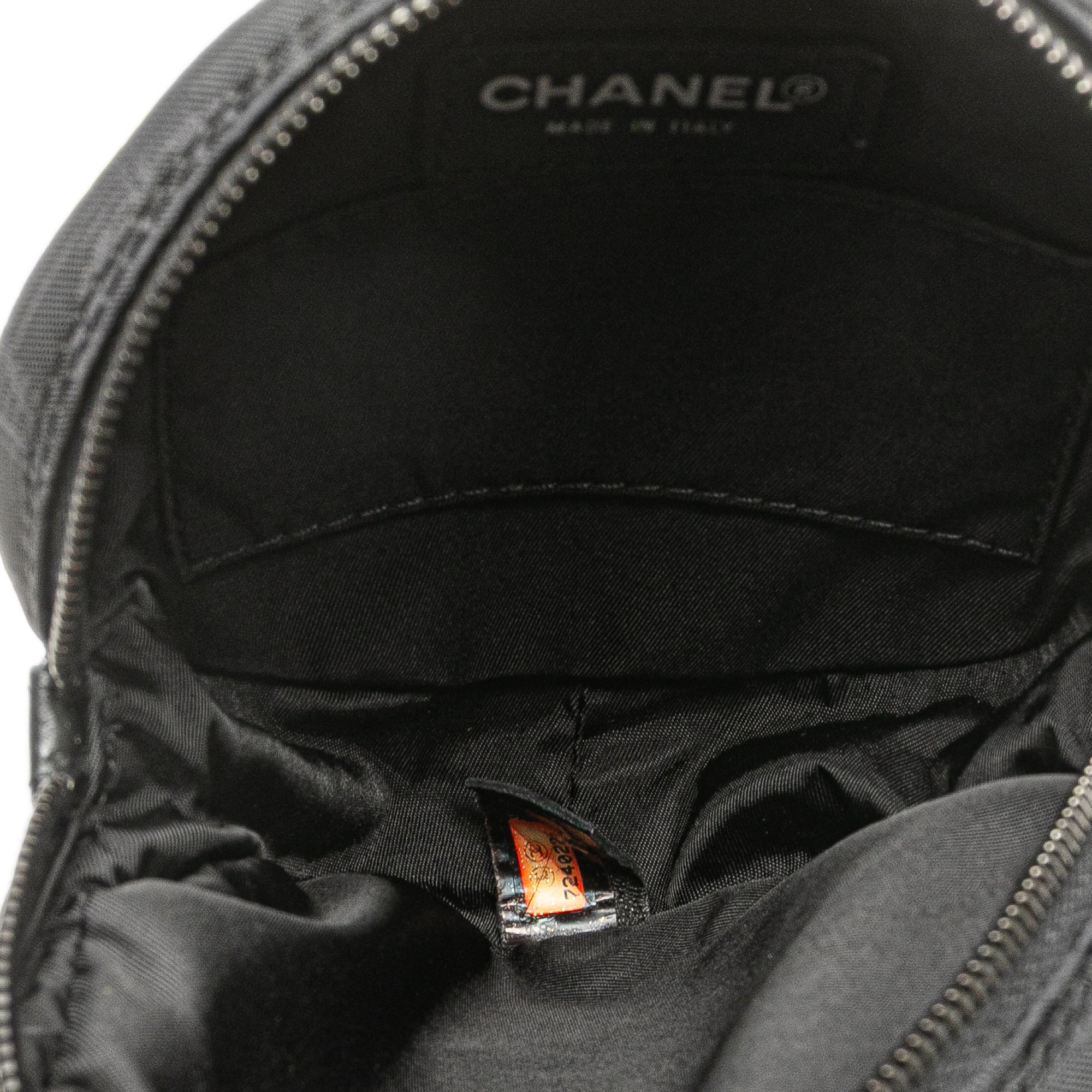 New Travel Line Nylon Round Pouch