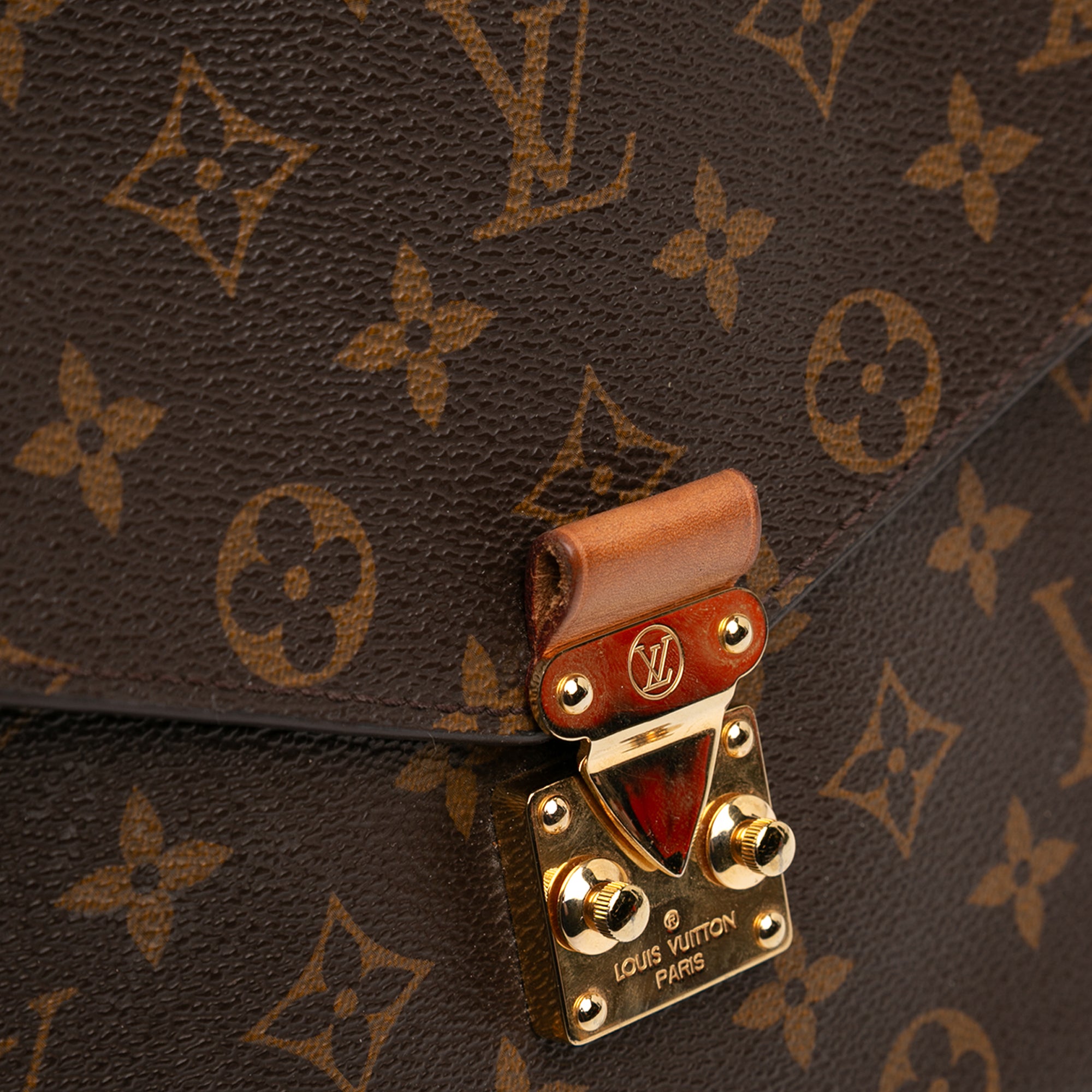 Monogram Pochette Metis