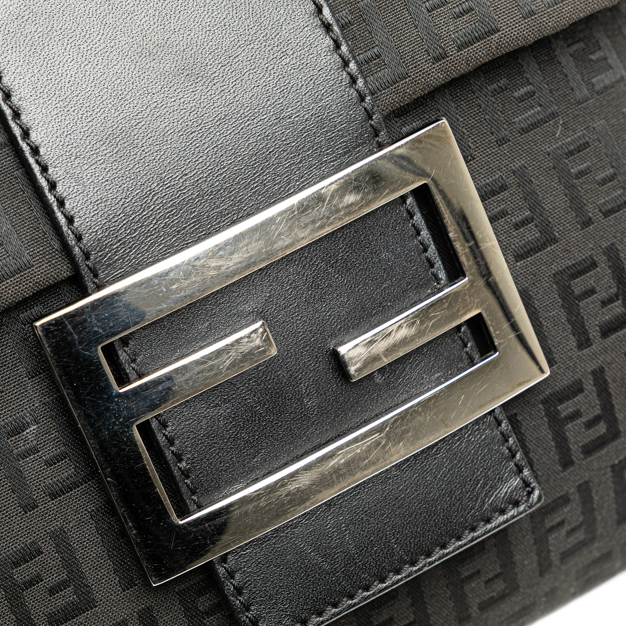 Zucchino Canvas Crossbody