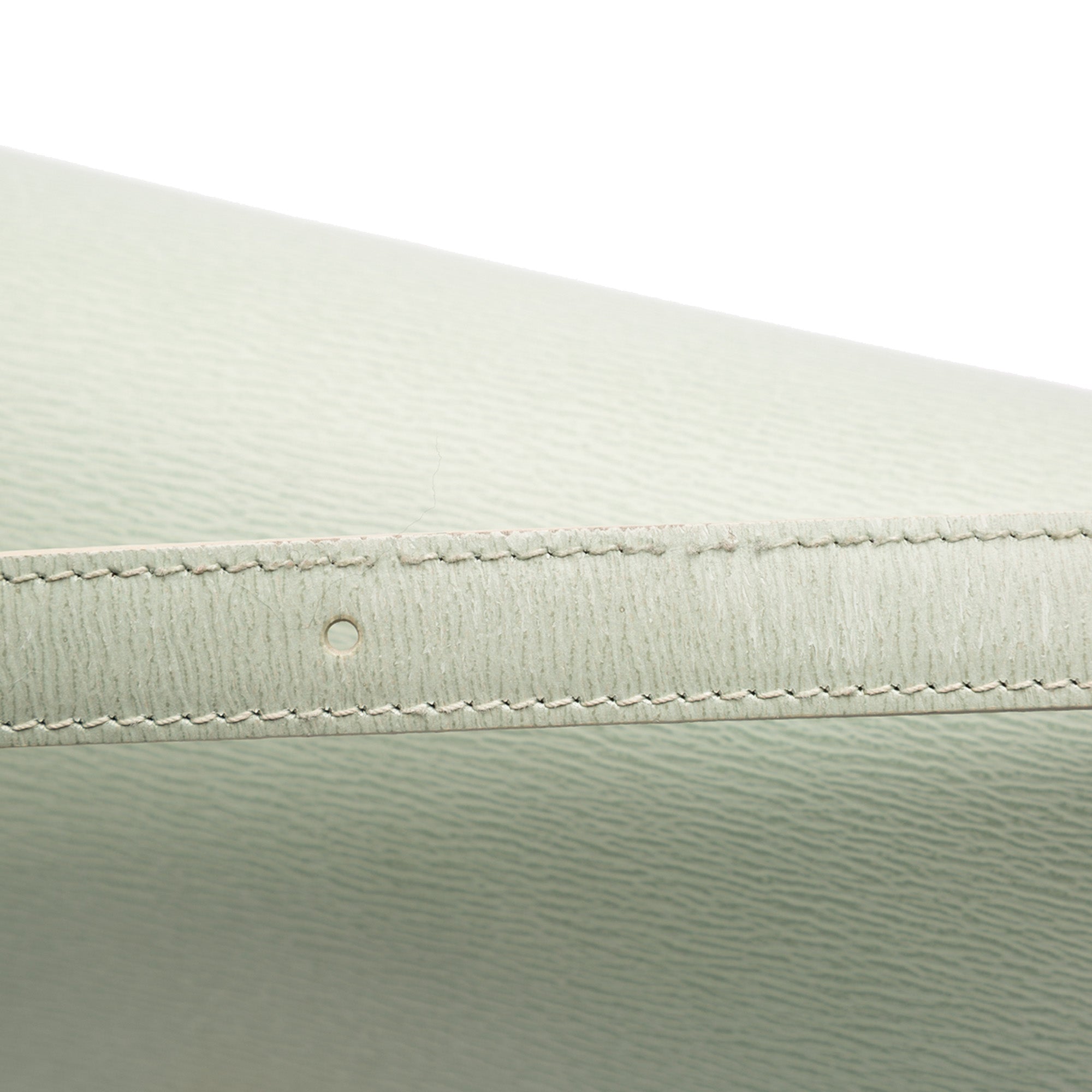 Medium Calfskin Classic Box