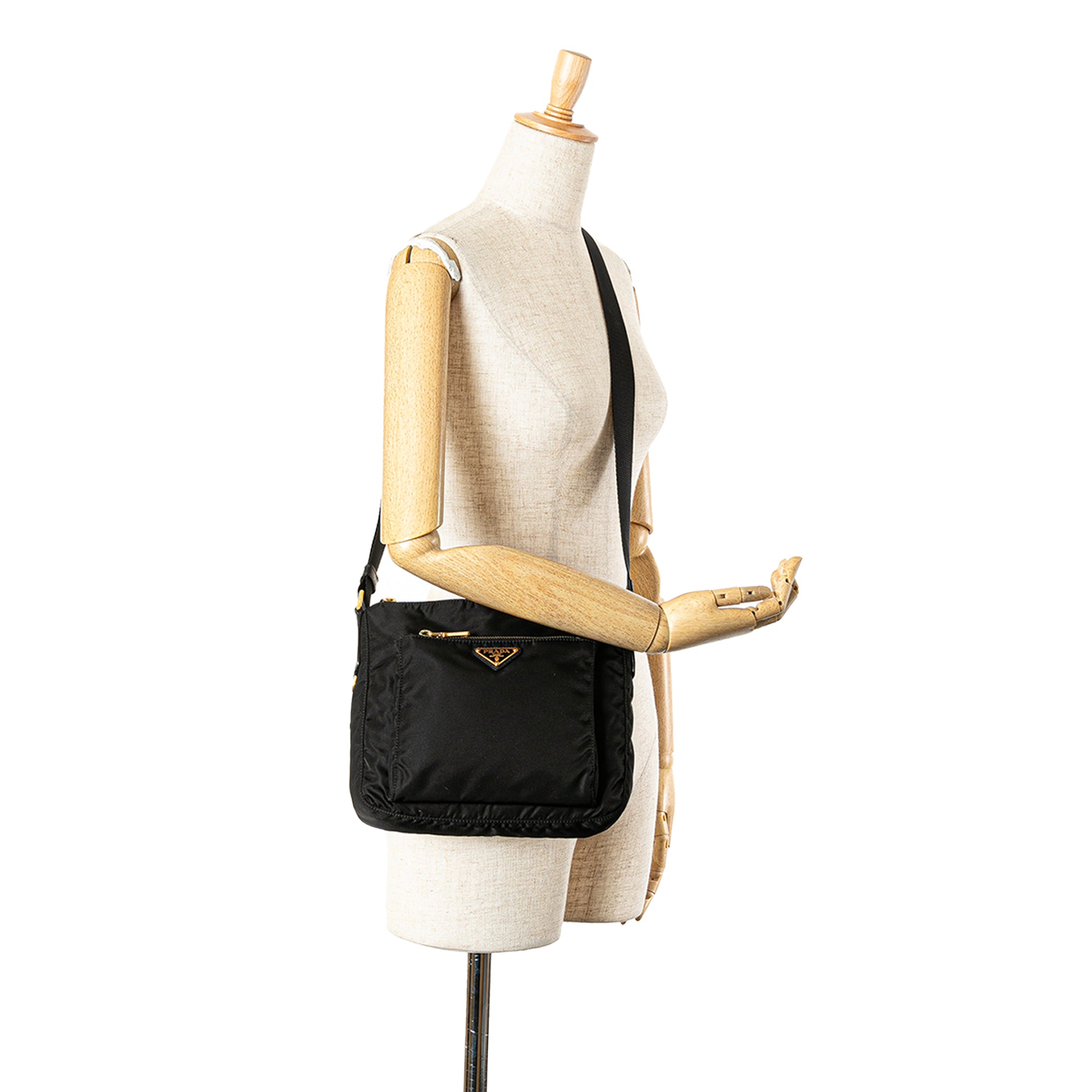 Tessuto Zip Top Crossbody