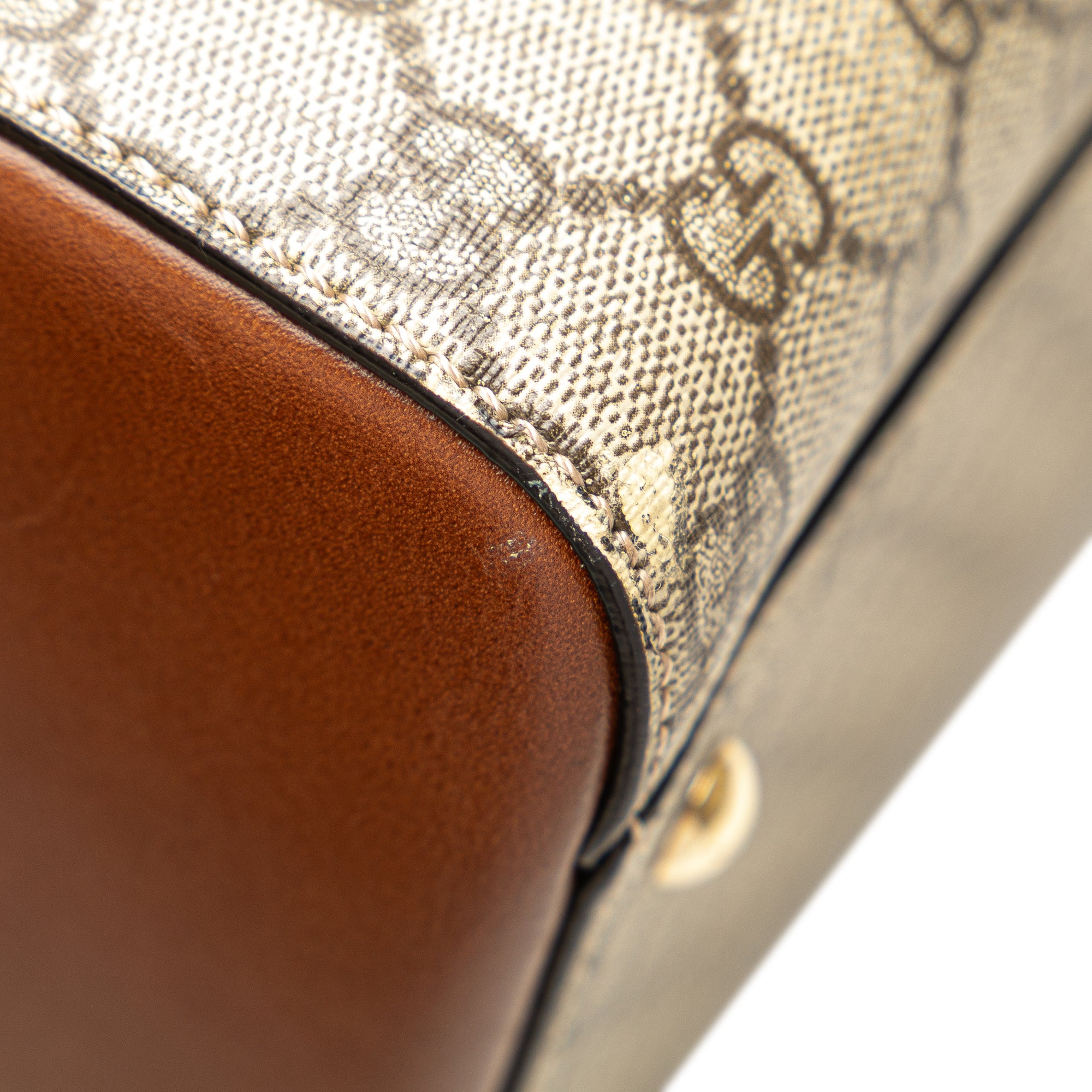 Medium GG Supreme Satchel