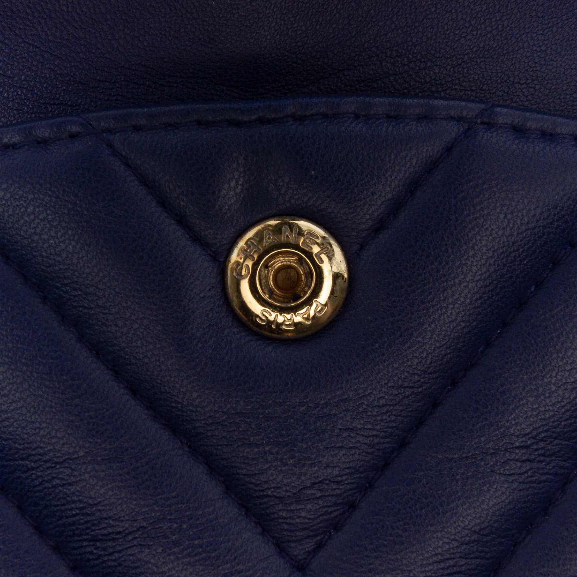 Medium Classic Chevron Lambskin Double Flap