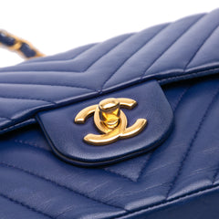 Medium Classic Chevron Lambskin Double Flap