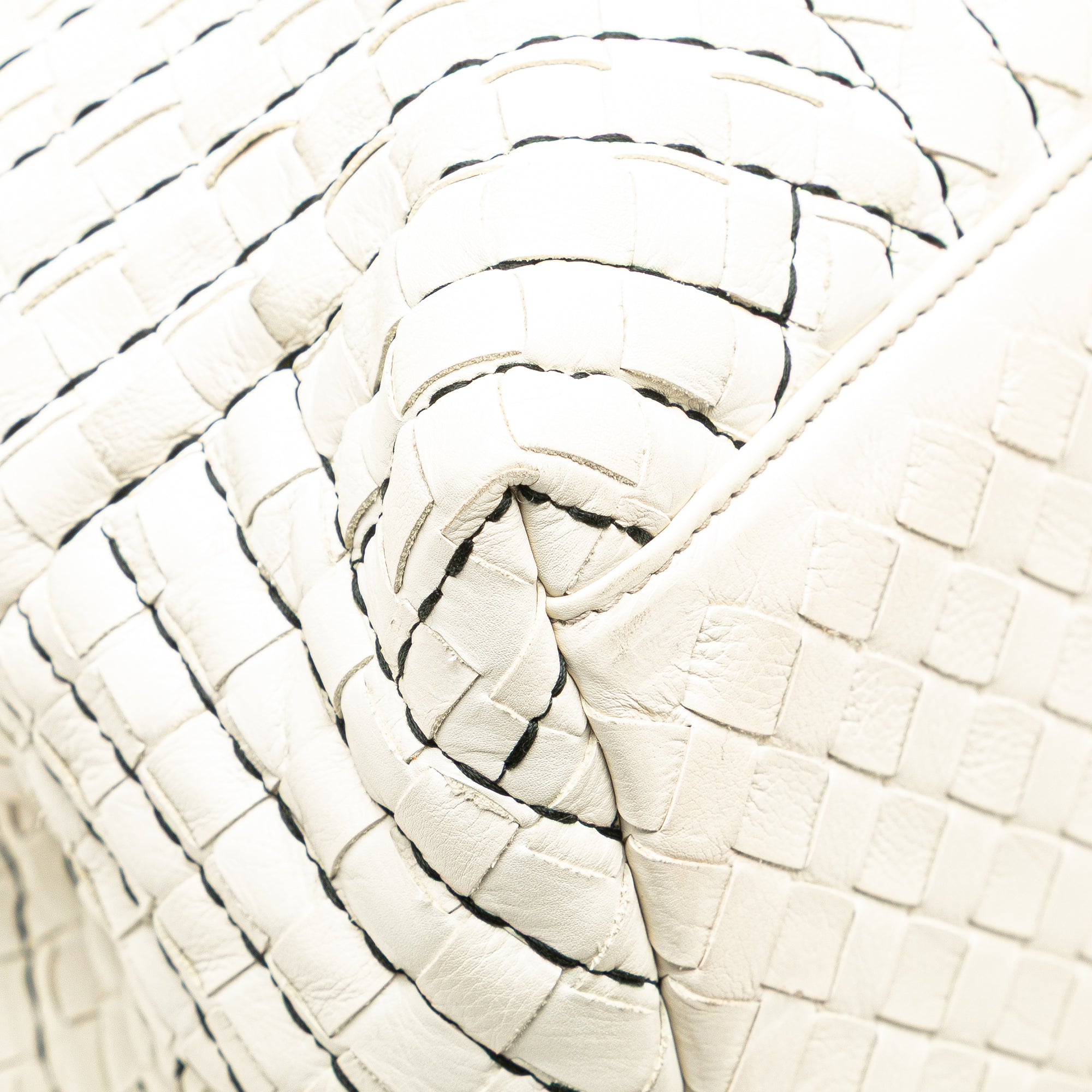 Medium Intrecciato Stitched Double Chain Tote