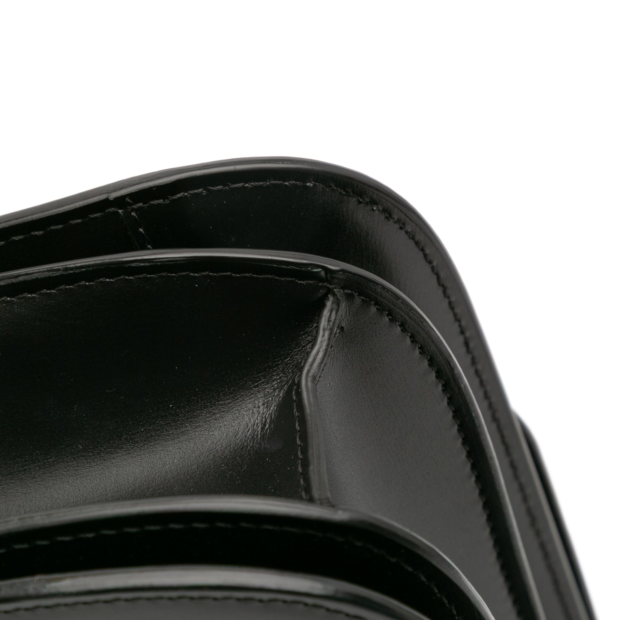 Medium Calfskin Classic Box