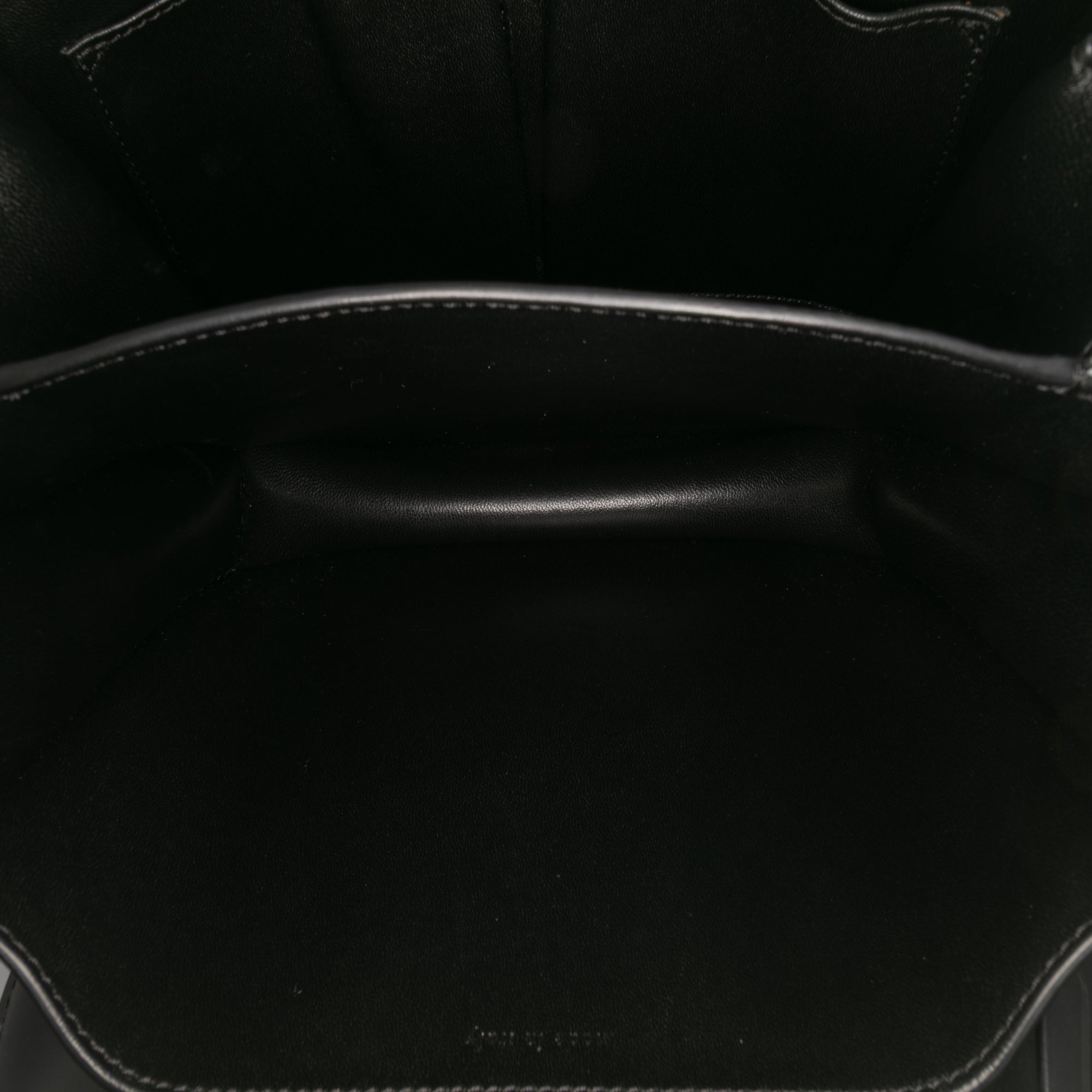 Medium Calfskin Classic Box