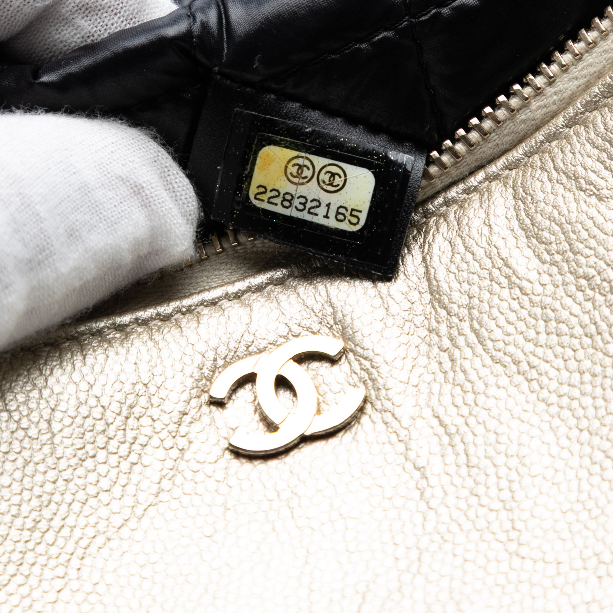 Medium Bicolor Caviar and Iridescent Calfskin O Case Clutch