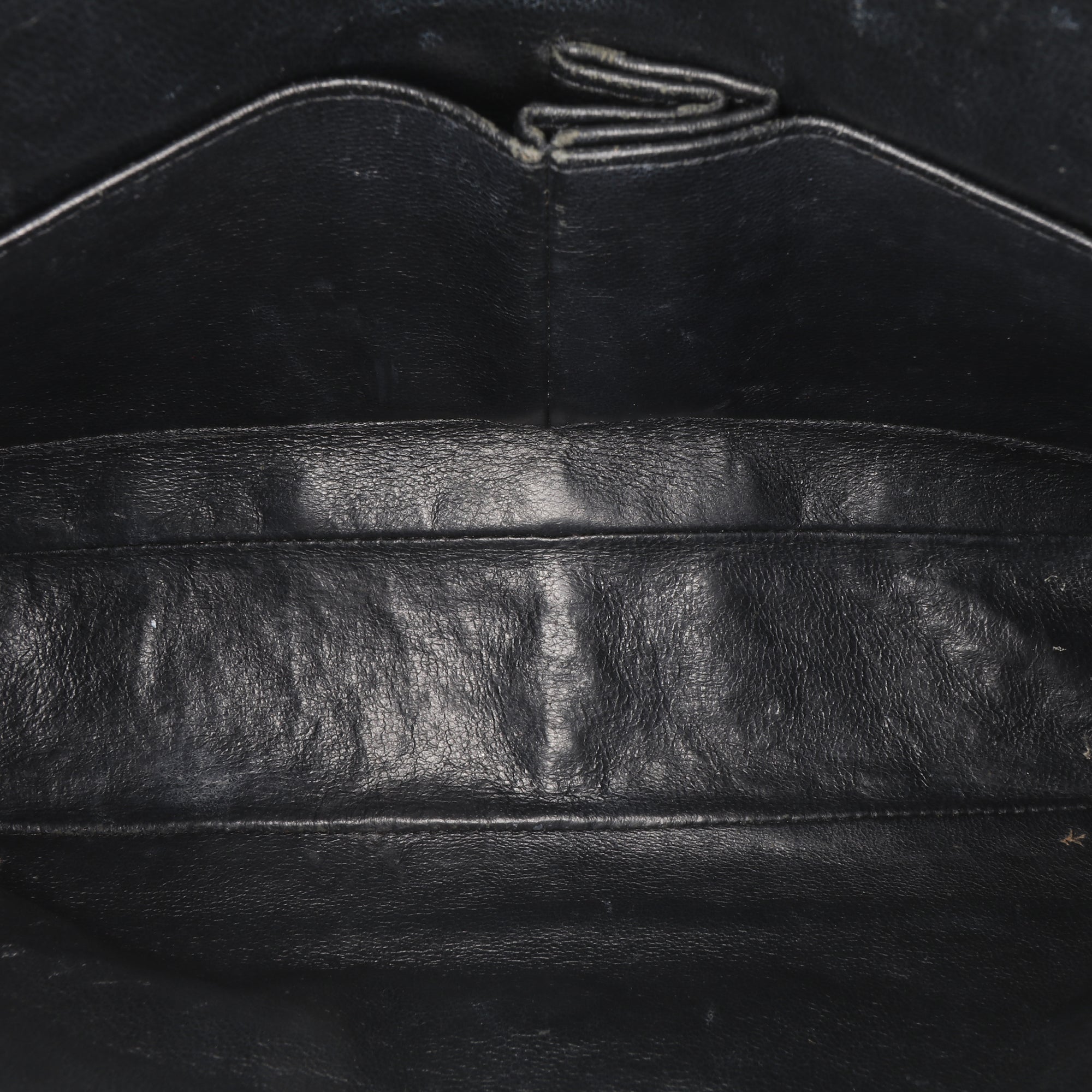 Medium Classic Patent Double Flap