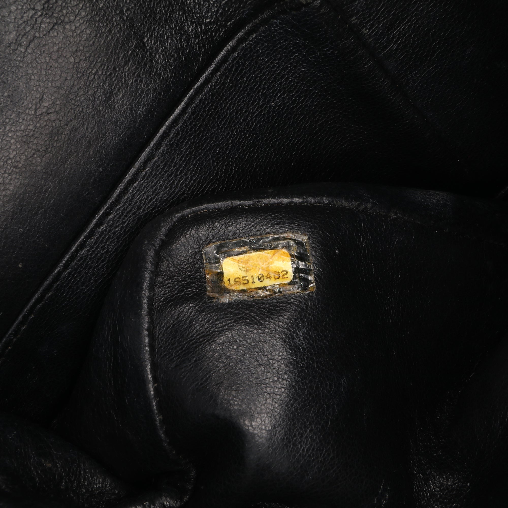 Medium Classic Patent Double Flap