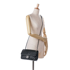 Medium Double Stitch Chevron Lambskin Single Flap