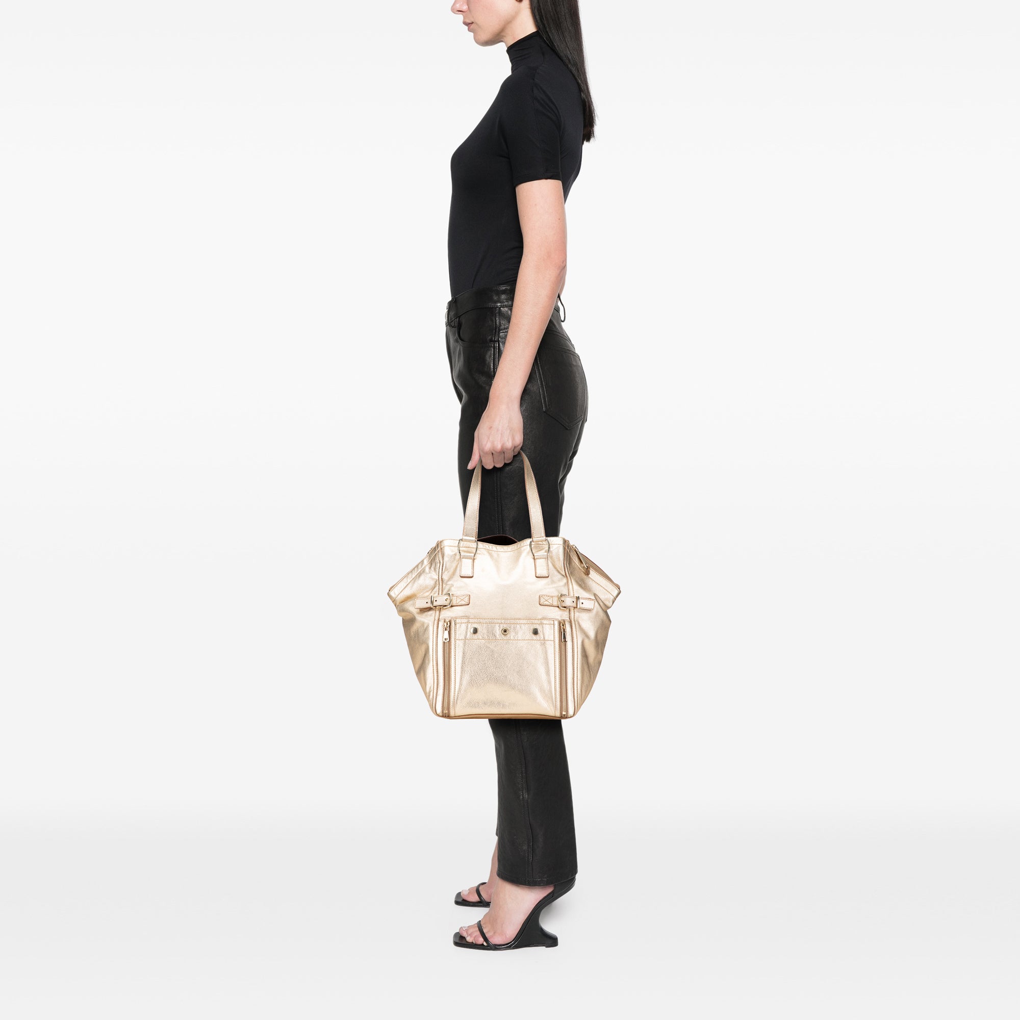 Medium Leather Downtown Tote
