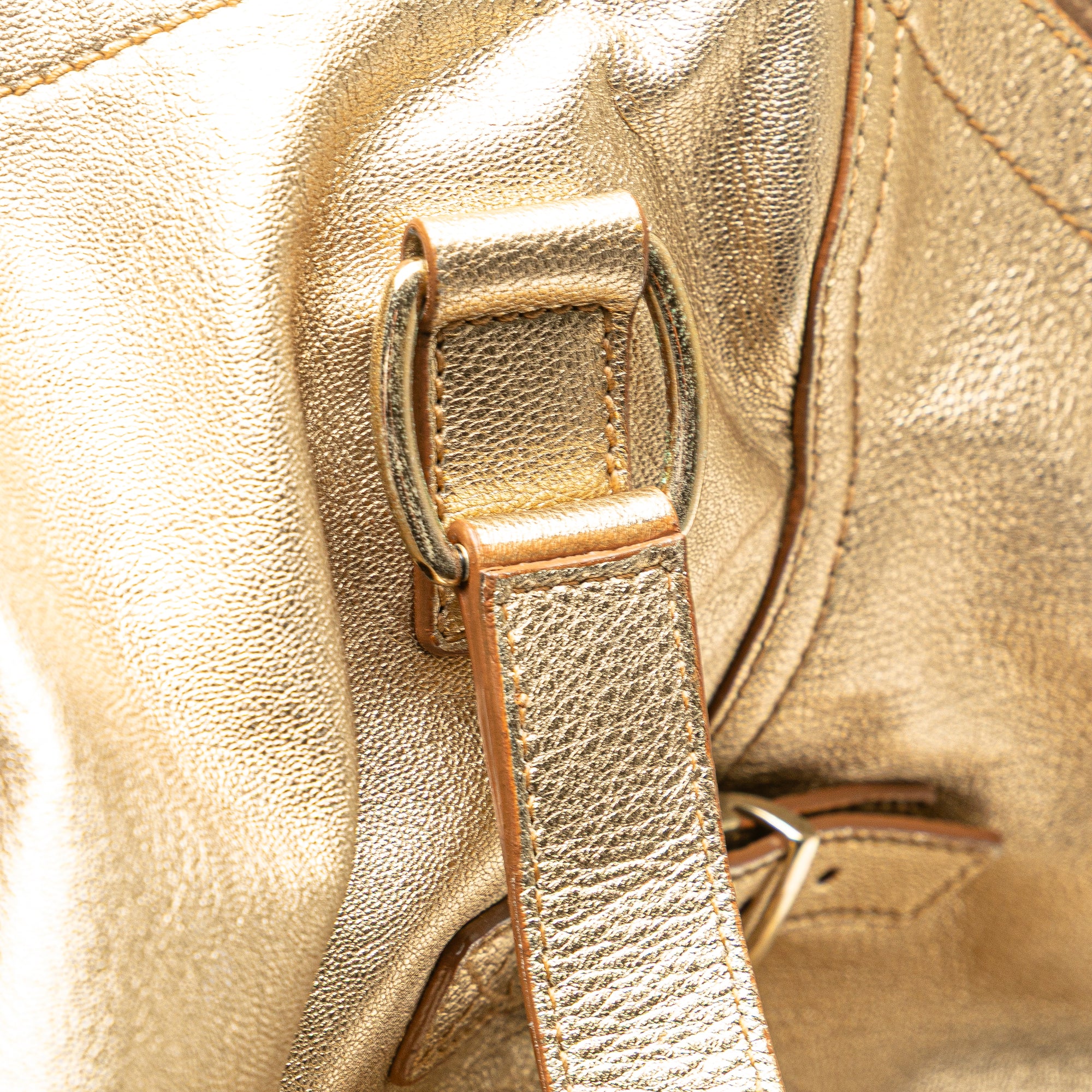 Medium Leather Downtown Tote