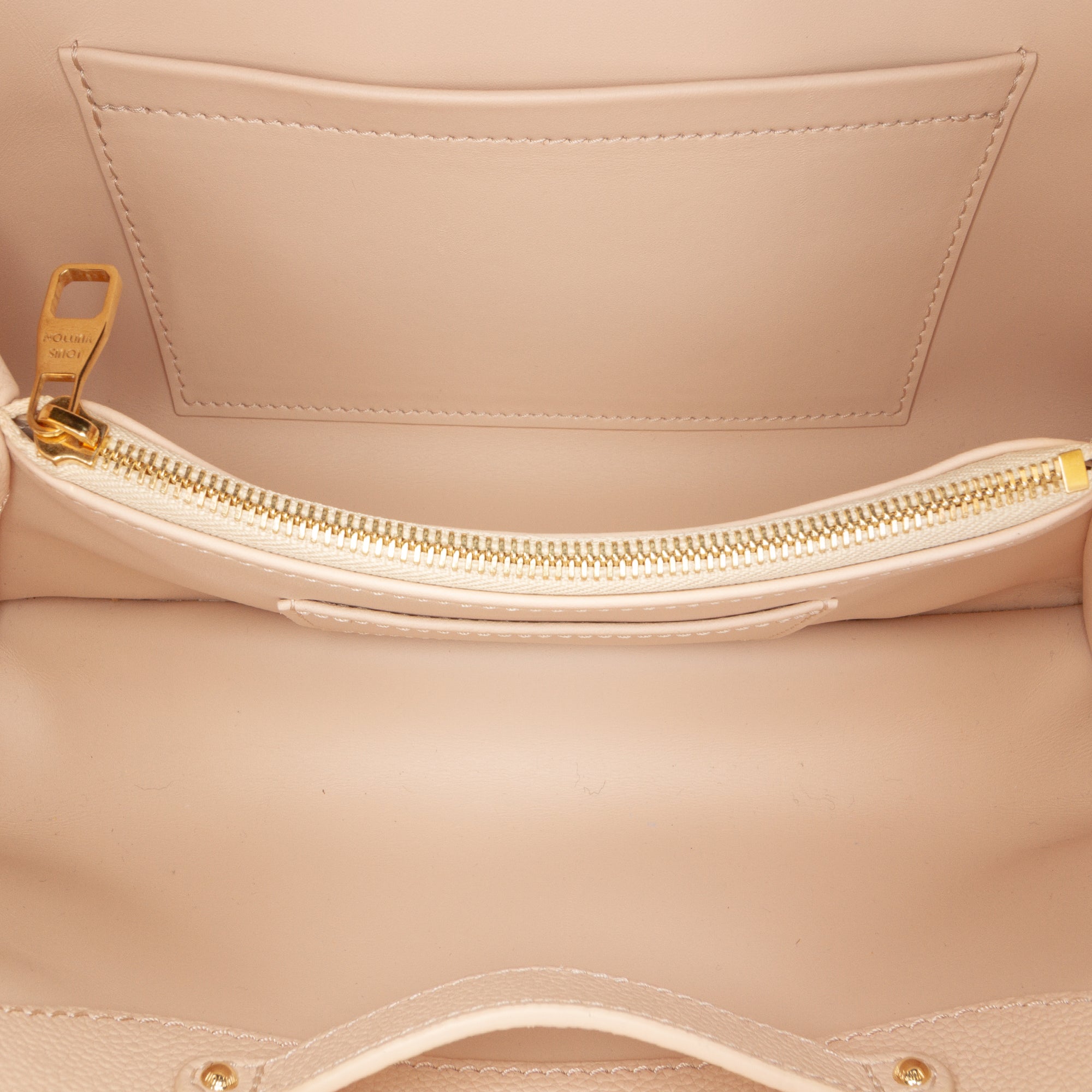 Grained Calfskin Capucines East West MM