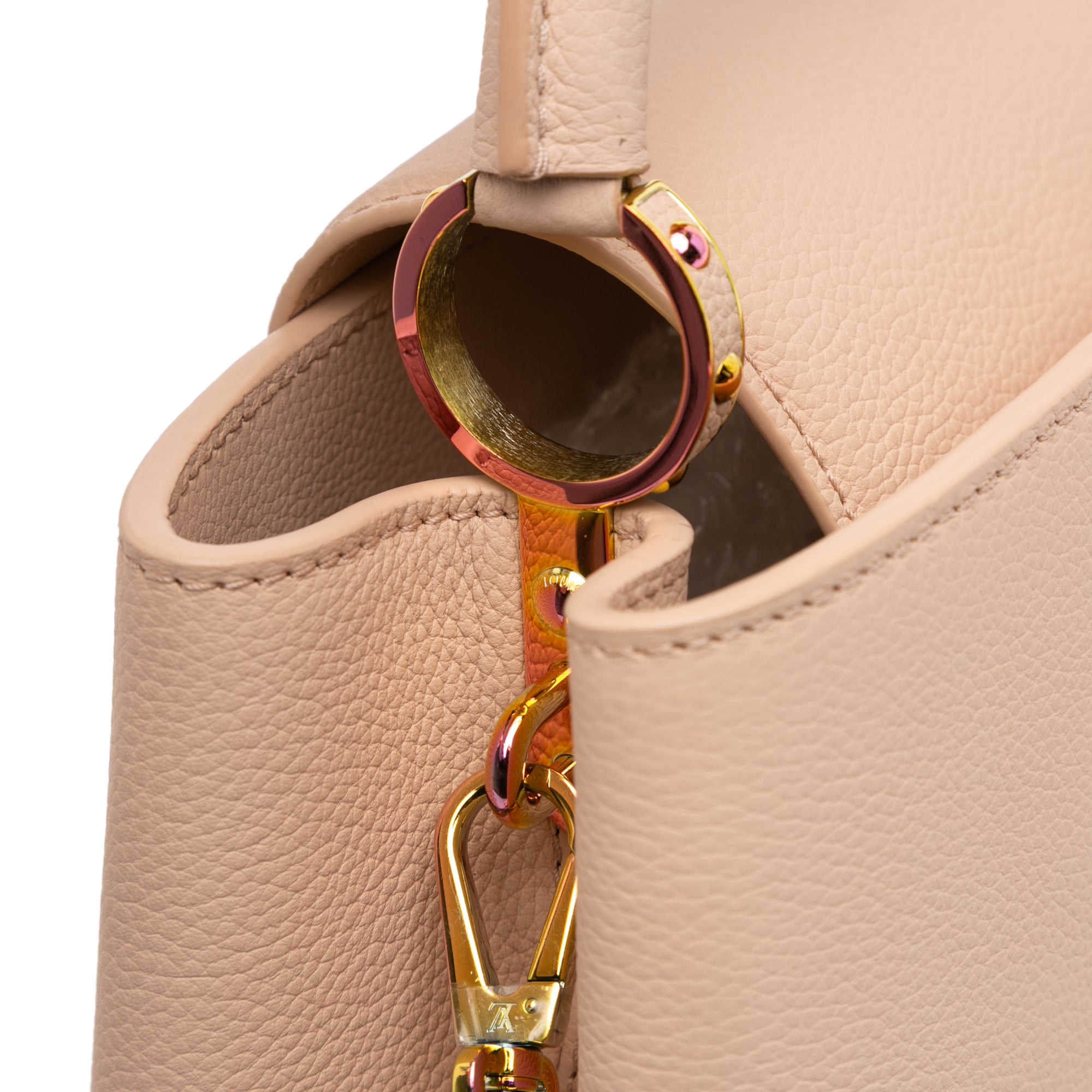 Grained Calfskin Capucines East West MM