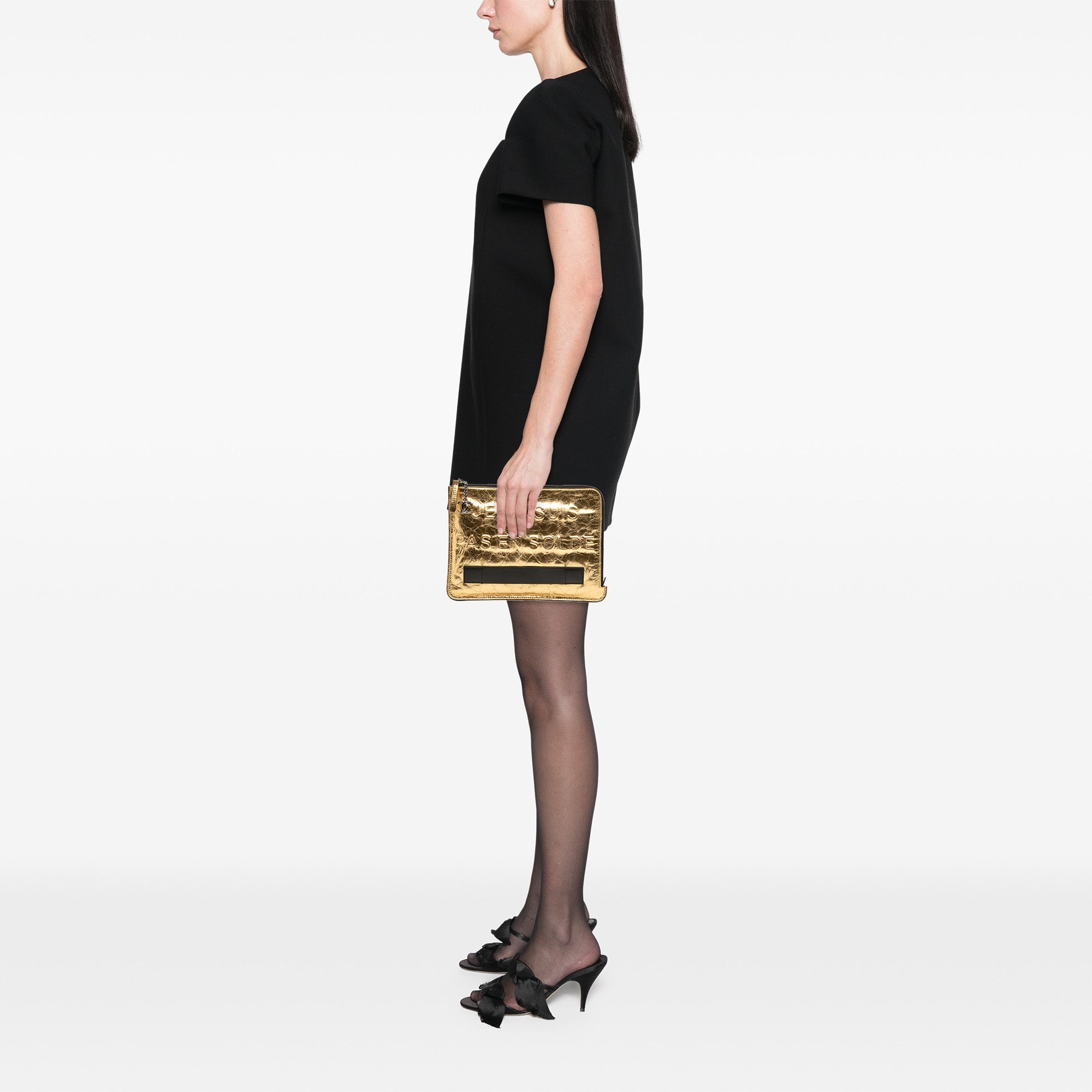 Metallic Lambskin Je Ne Suis Pas En Solde Clutch