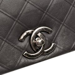Paris Edinburgh Medium Diamond Embossed Calfskin New Chic Flap