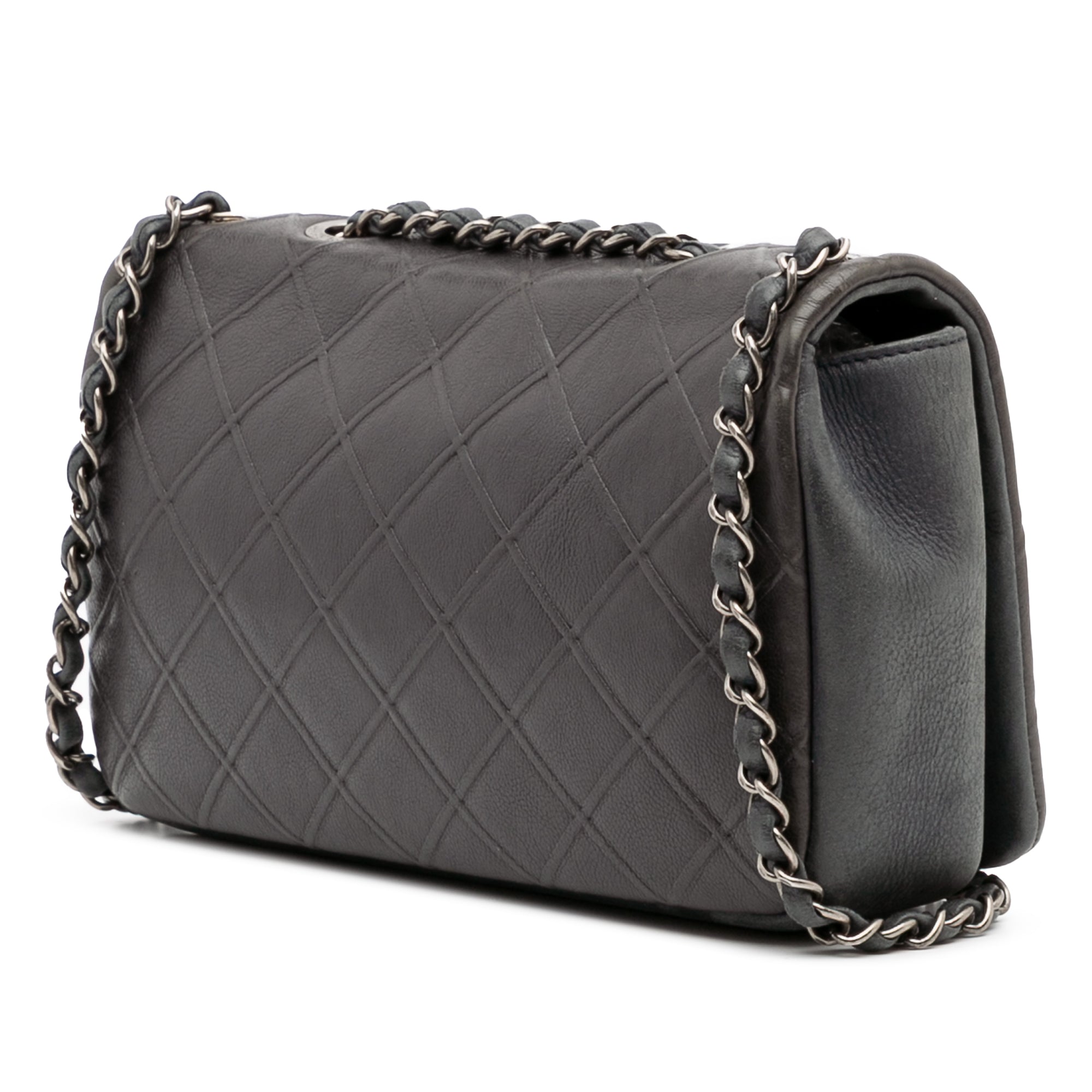 Paris Edinburgh Medium Diamond Embossed Calfskin New Chic Flap
