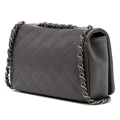 Paris Edinburgh Medium Diamond Embossed Calfskin New Chic Flap