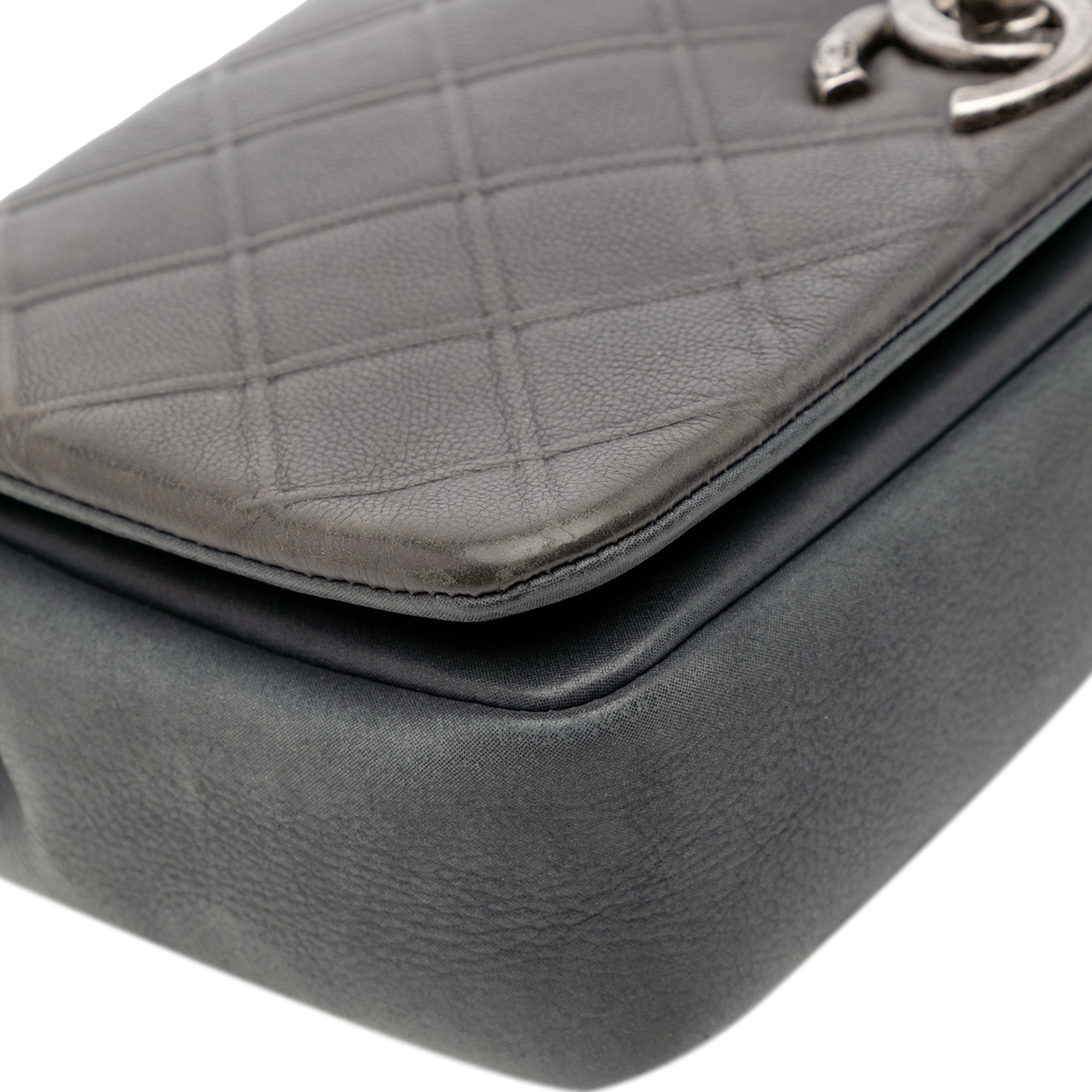 Paris Edinburgh Medium Diamond Embossed Calfskin New Chic Flap