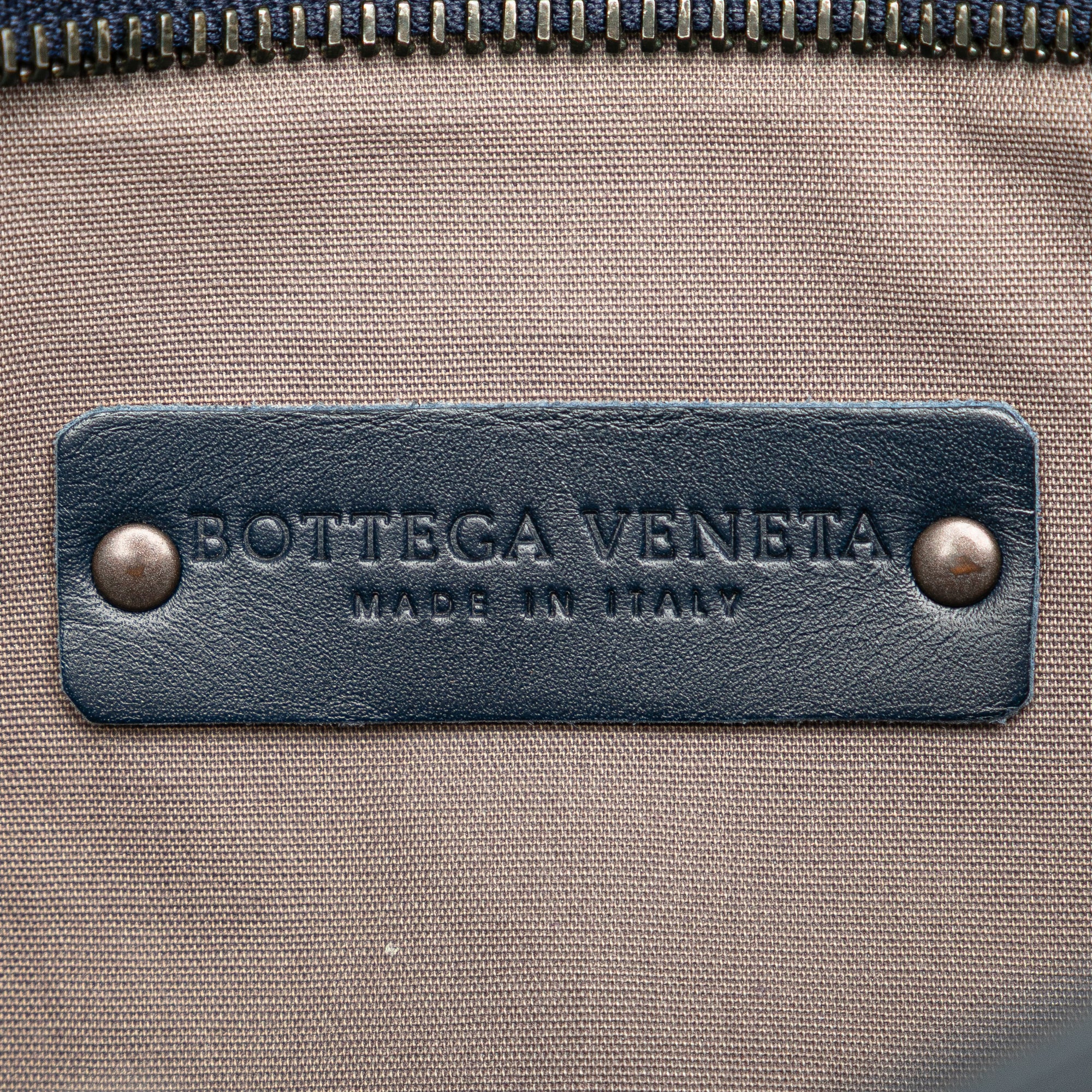 Nappa Intrecciato VN Crossbody