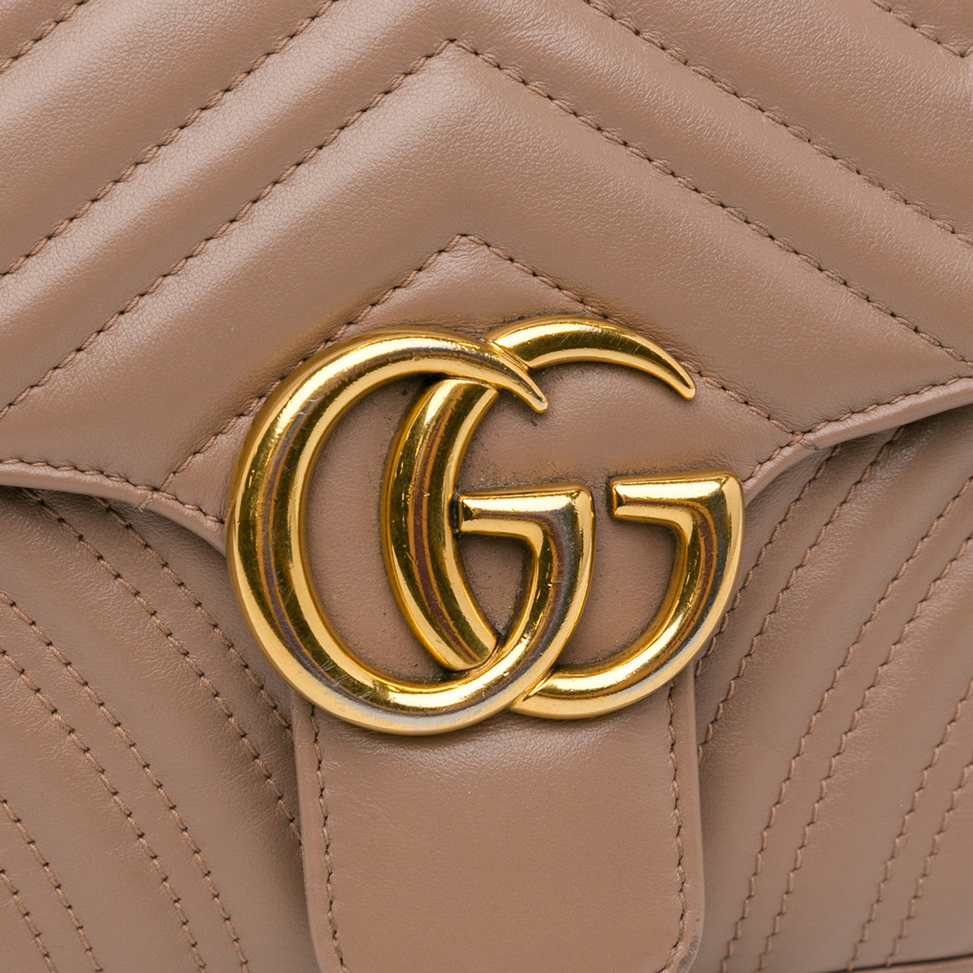 Small GG Marmont Matelasse Crossbody Bag_8