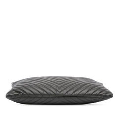 Large CC Chevron Caviar O Case Clutch