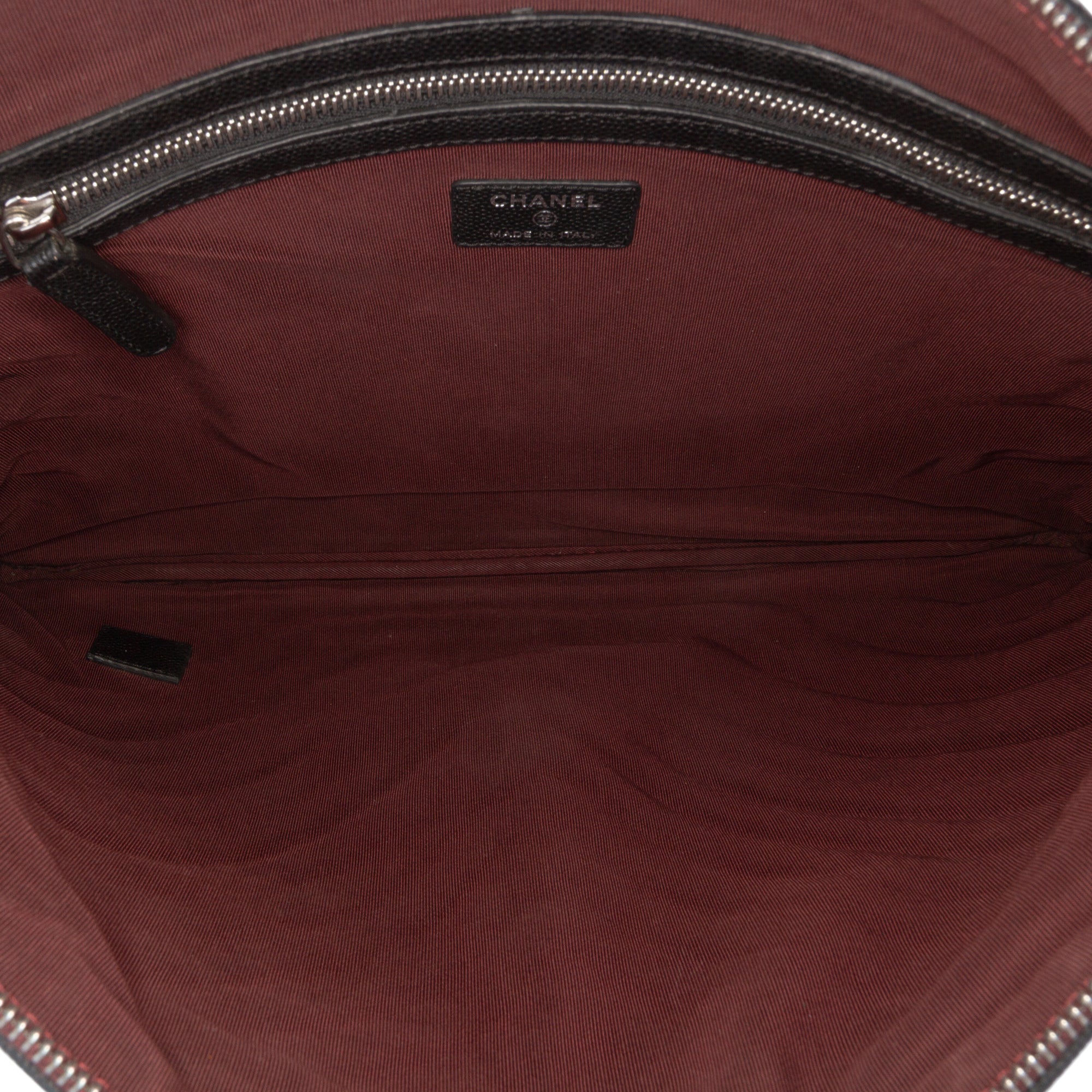 Large CC Chevron Caviar O Case Clutch