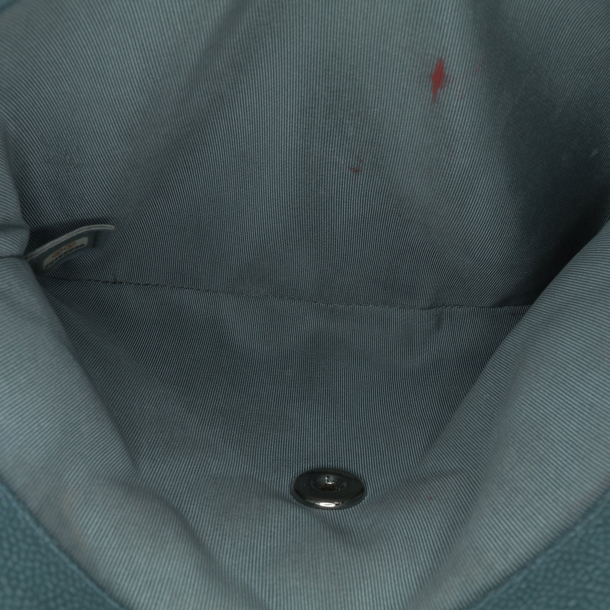 Medium Quilted Caviar Urban Companion Flap