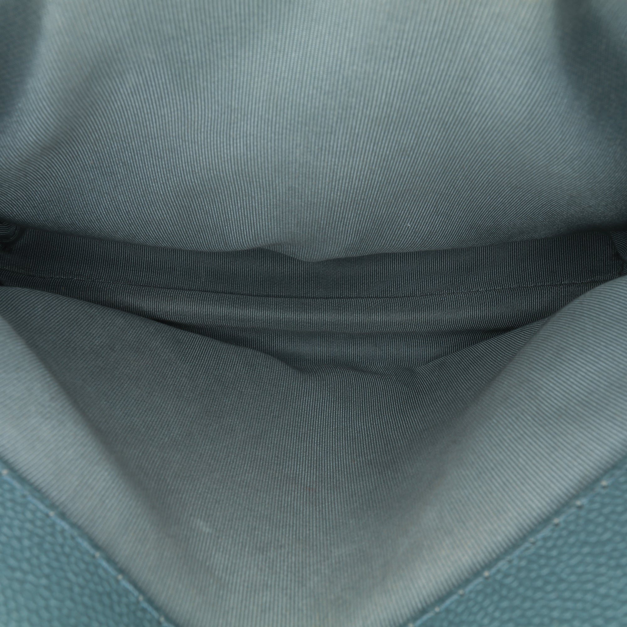 Medium Quilted Caviar Urban Companion Flap