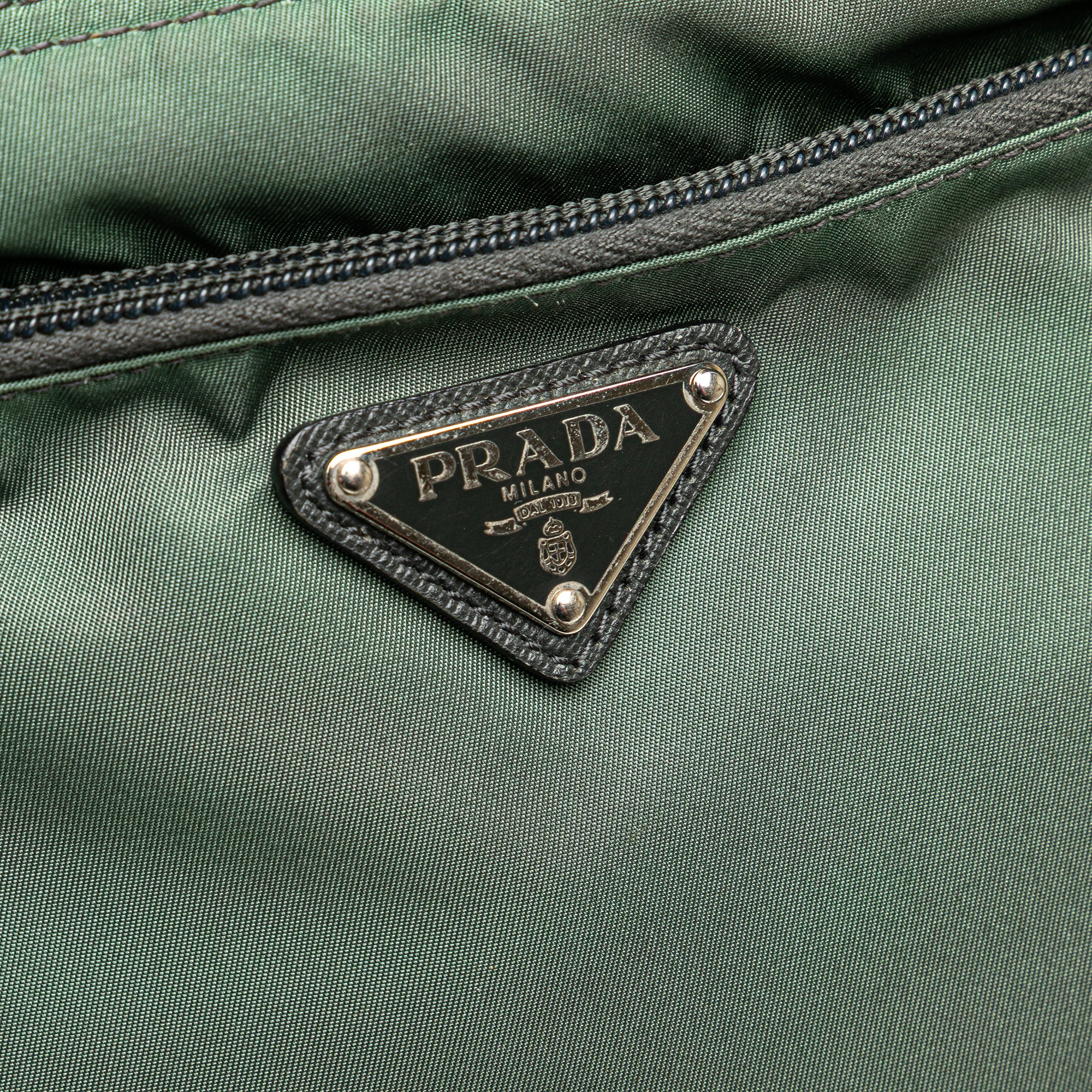 Tessuto Zip Top Crossbody