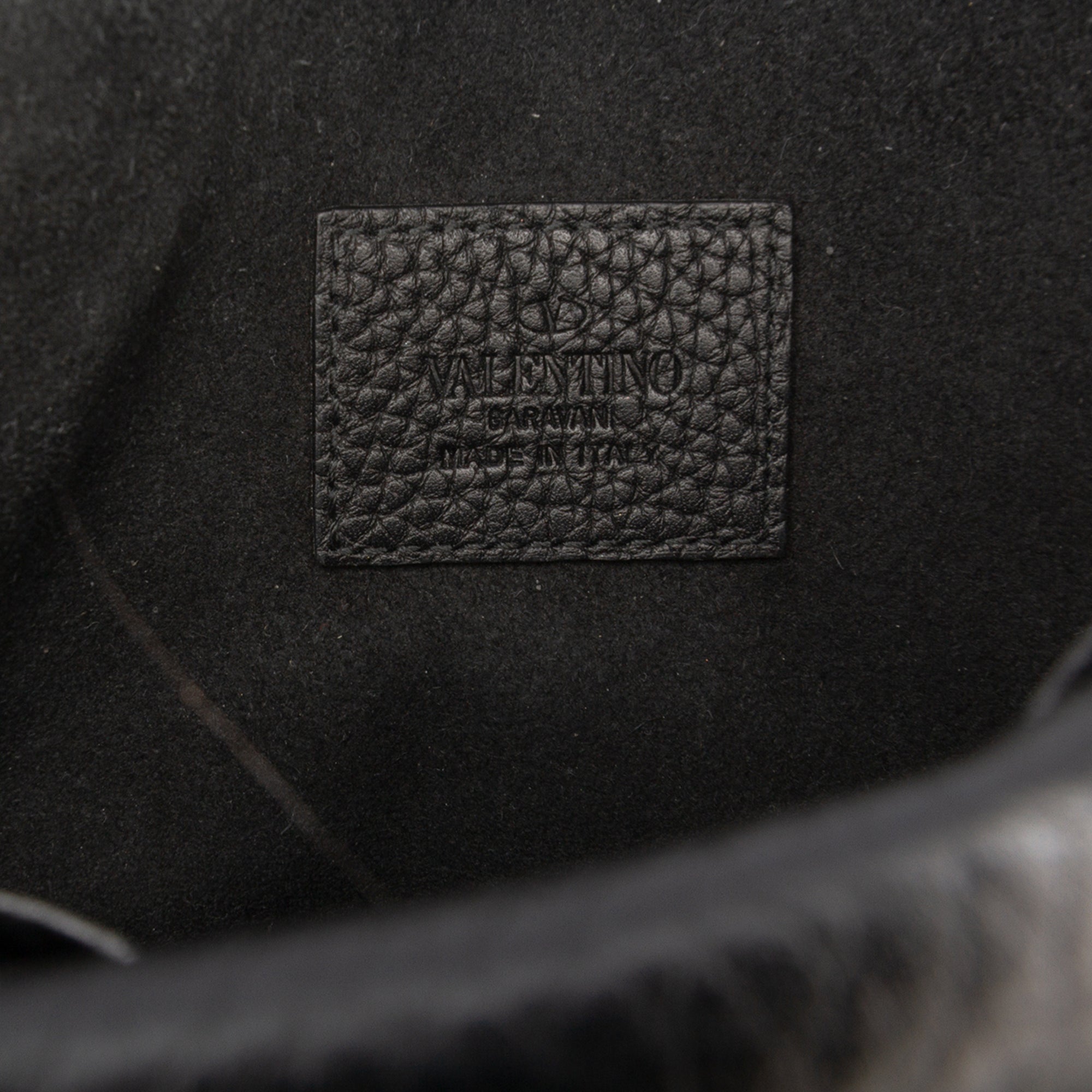 Pebbled Calfskin Rockstud Envelope Wallet on Chain