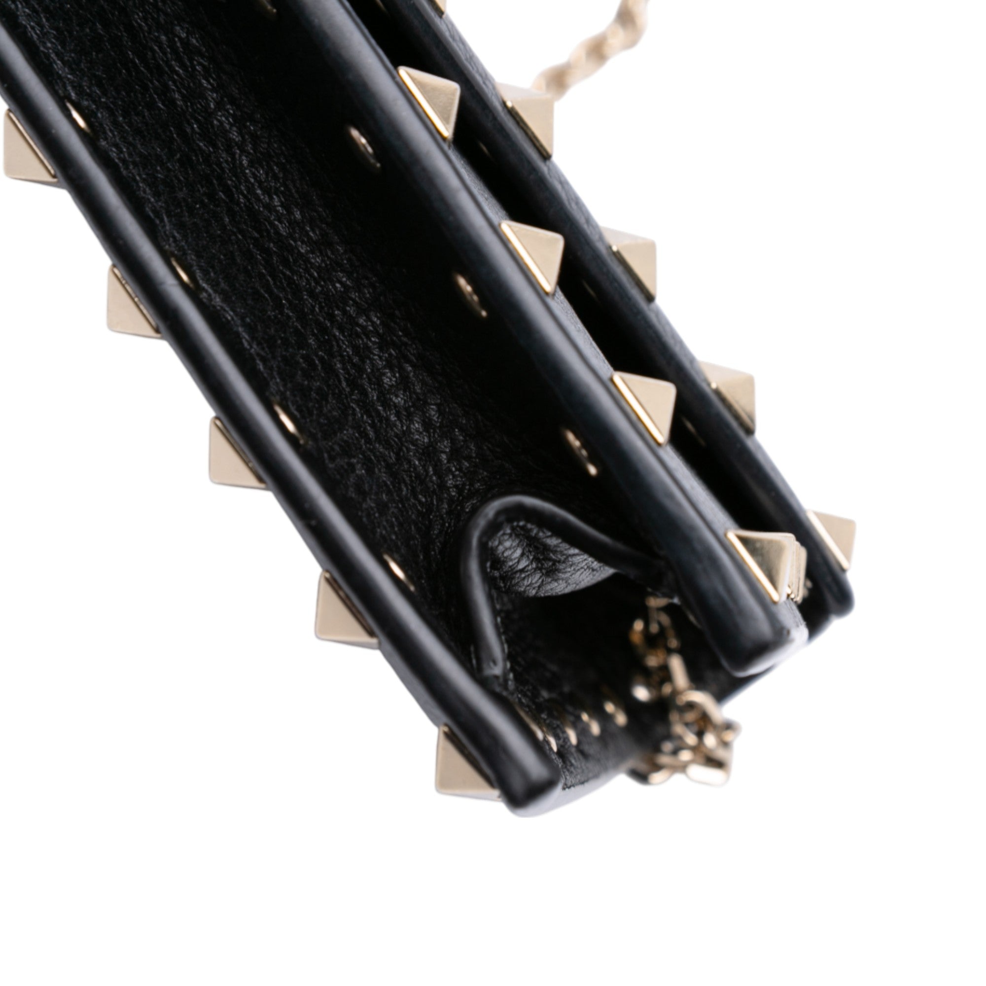 Pebbled Calfskin Rockstud Envelope Wallet on Chain