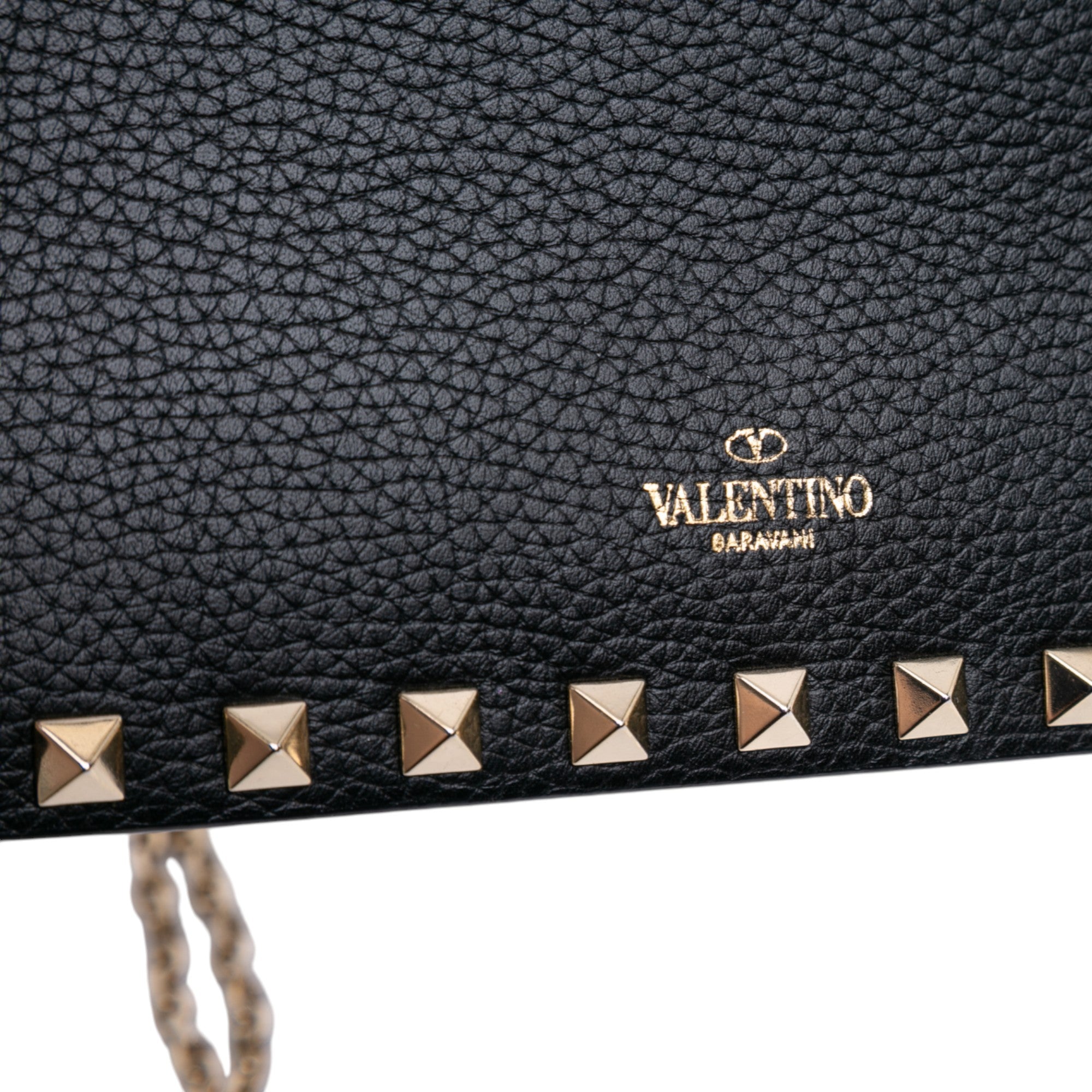 Pebbled Calfskin Rockstud Envelope Wallet on Chain