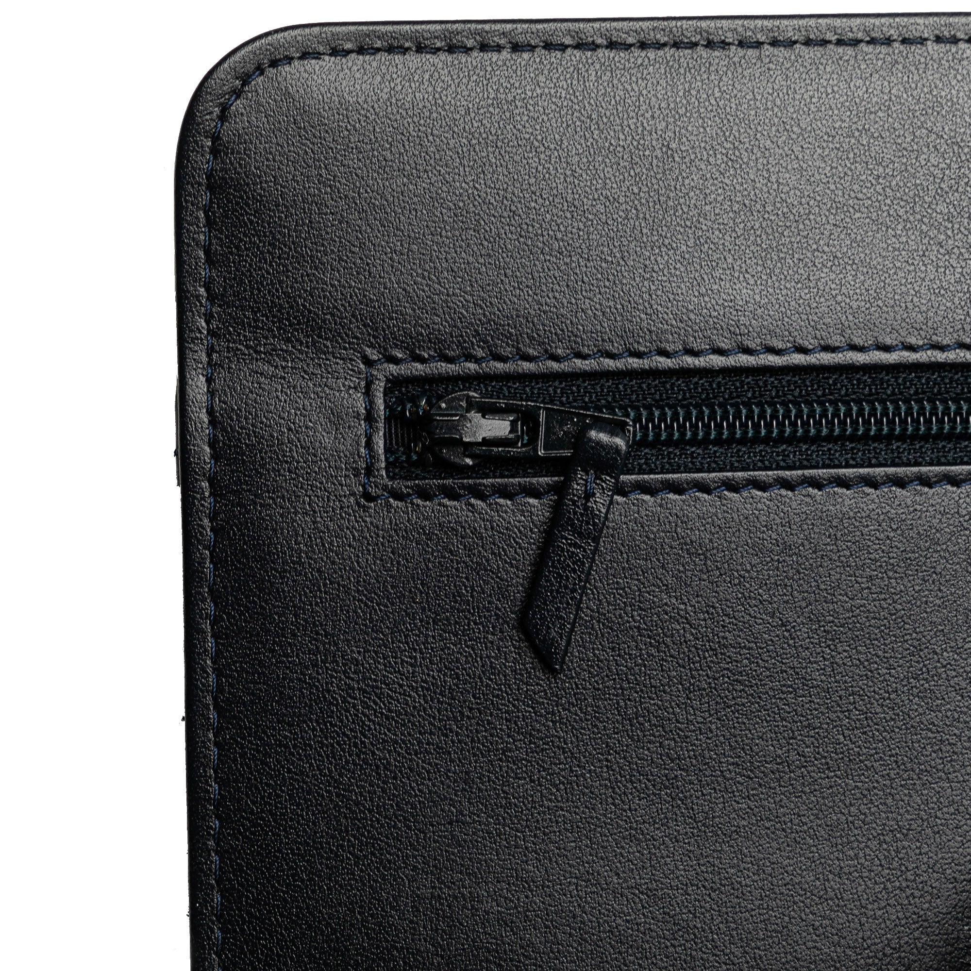 Quilted Aged Calfskin Gabrielle Wallet On Chain