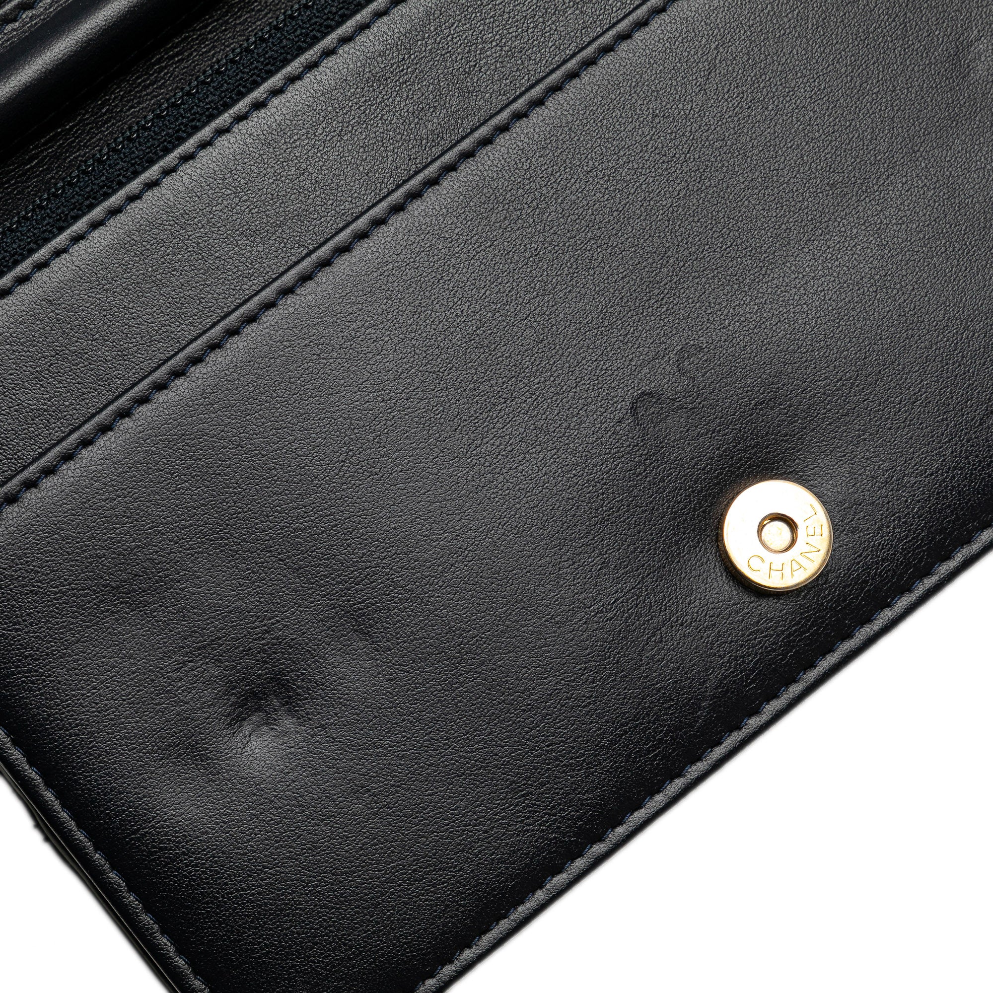 Quilted Aged Calfskin Gabrielle Wallet On Chain