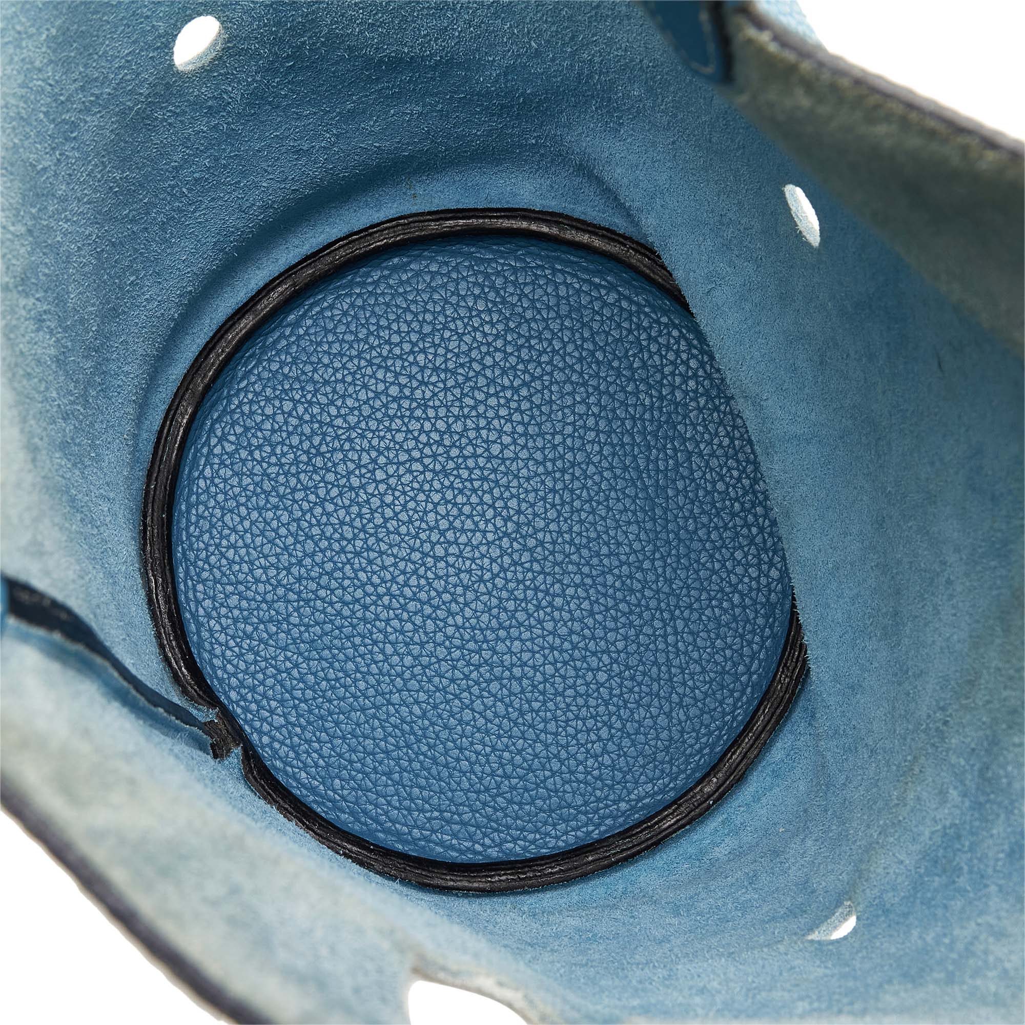 Clemence Mangeoire Bucket PM