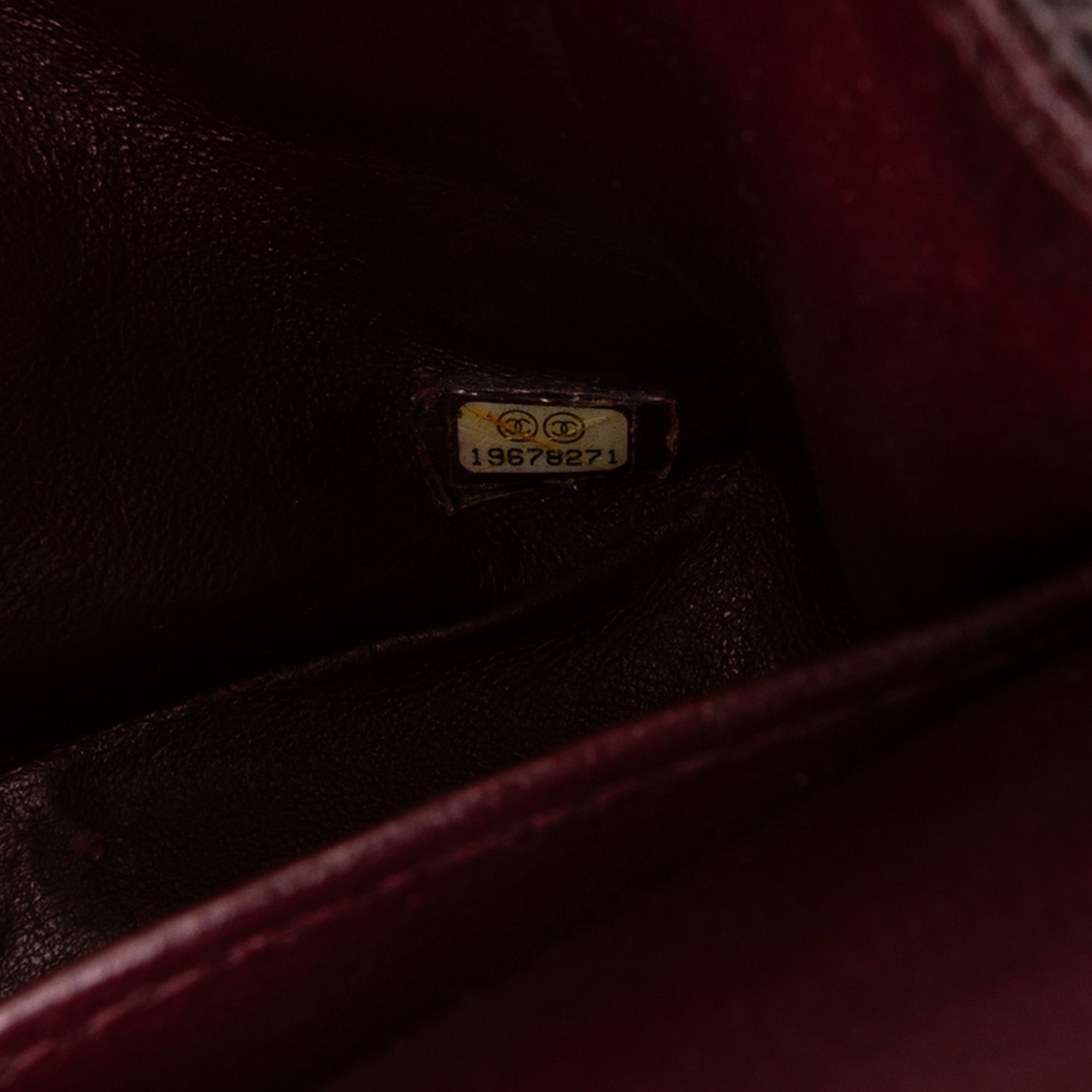 Medium Classic Caviar Double Flap