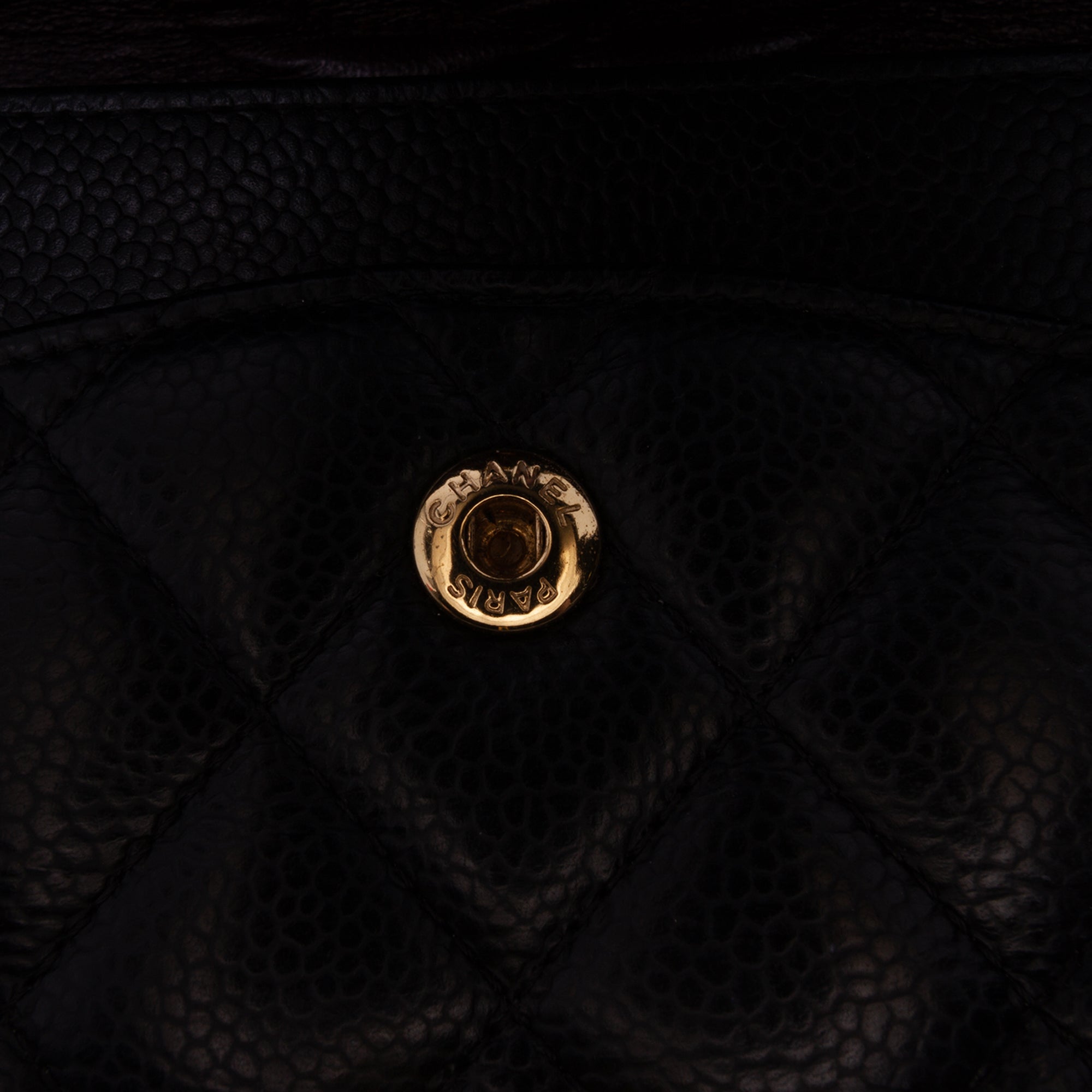 Medium Classic Caviar Double Flap